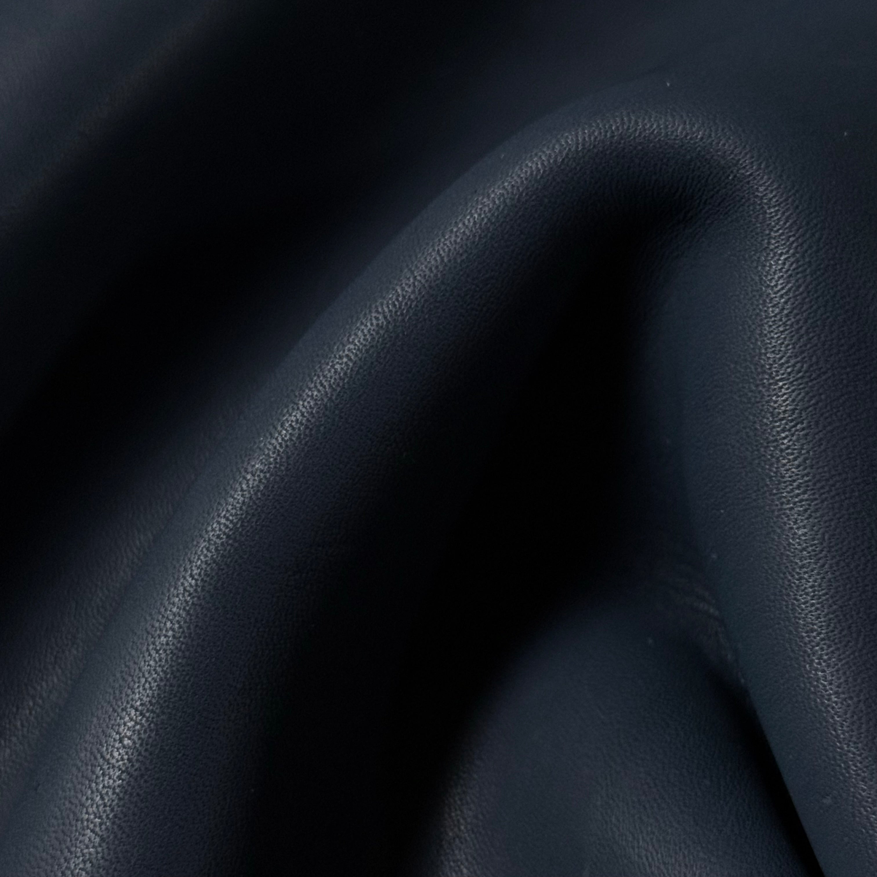 Smooth Utility Cowhide, 4-5 oz - 15+ Colors