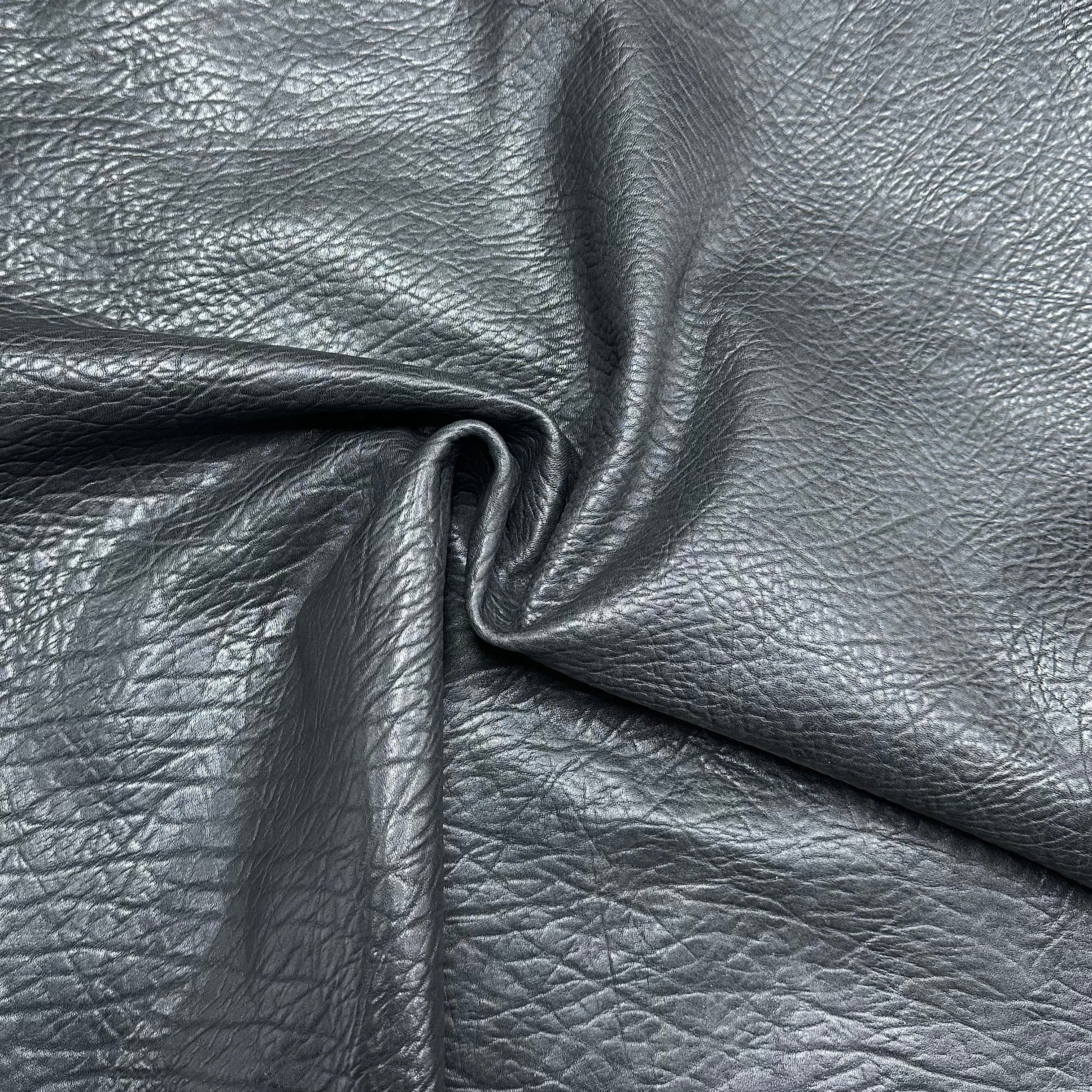 Shrunken Horse Shoulder, 3 oz - Black