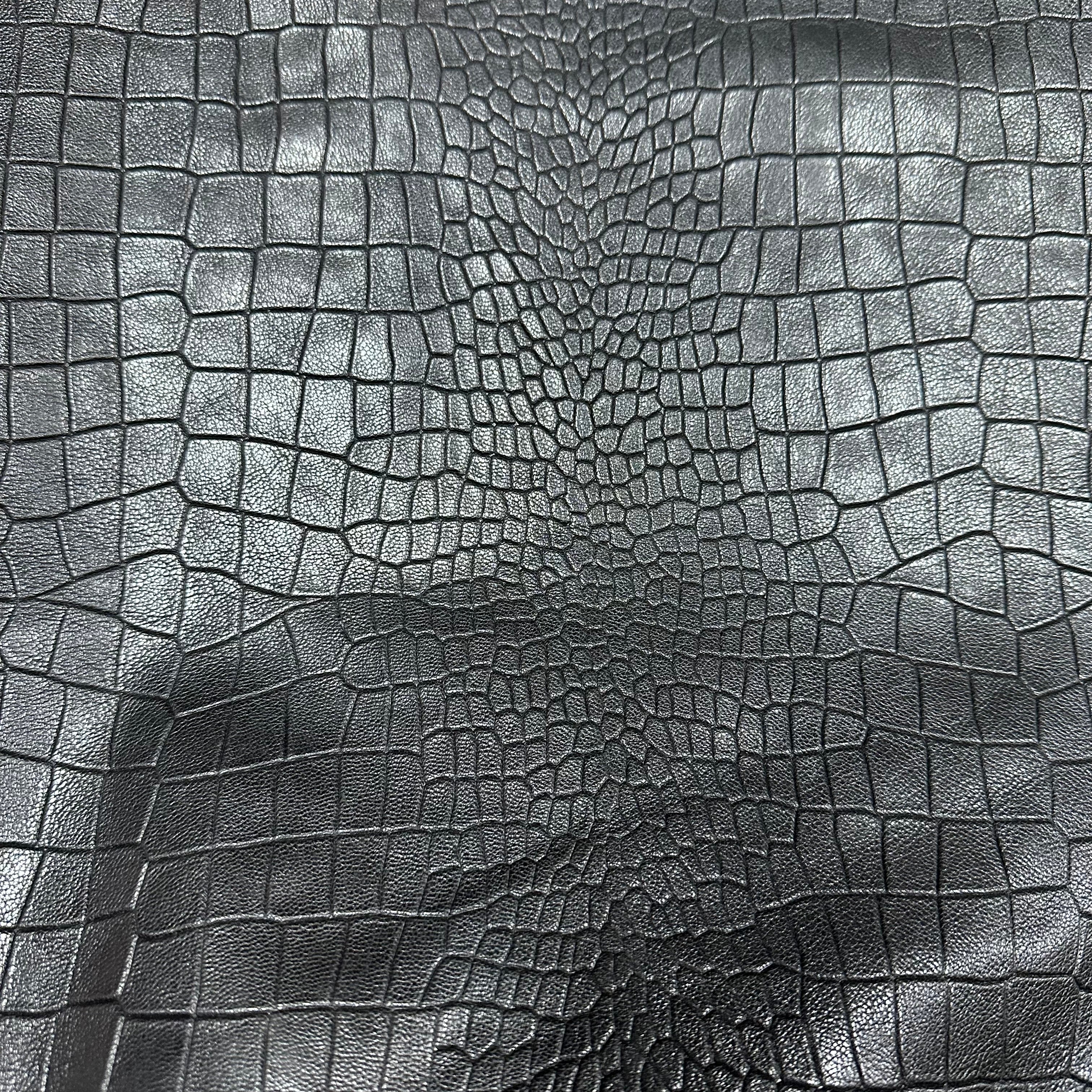 Alligator Embossed Veg Tan Lamb Nappa, 2.5 oz | 6 Colors