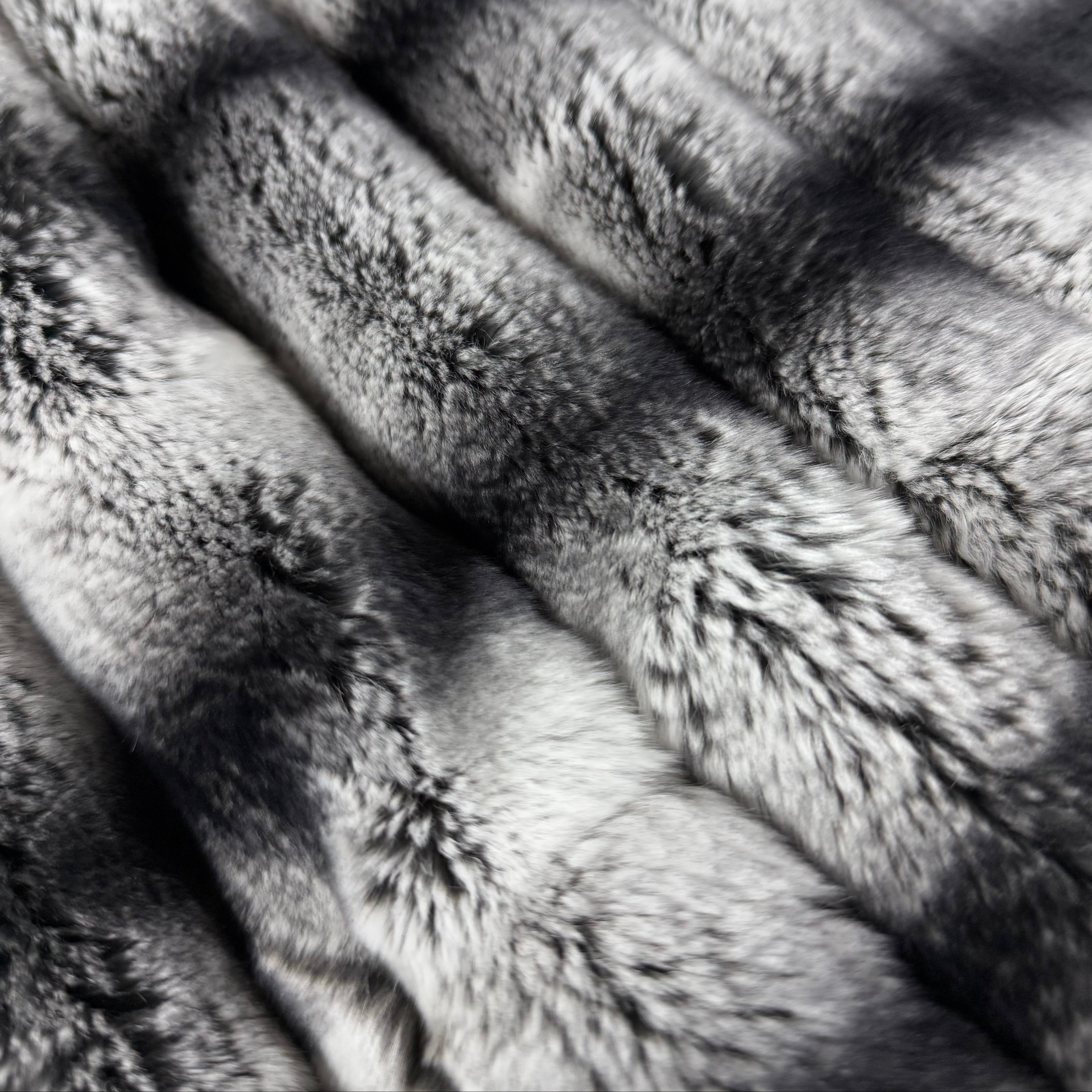 Rex Rabbit Plate | 3 Colors