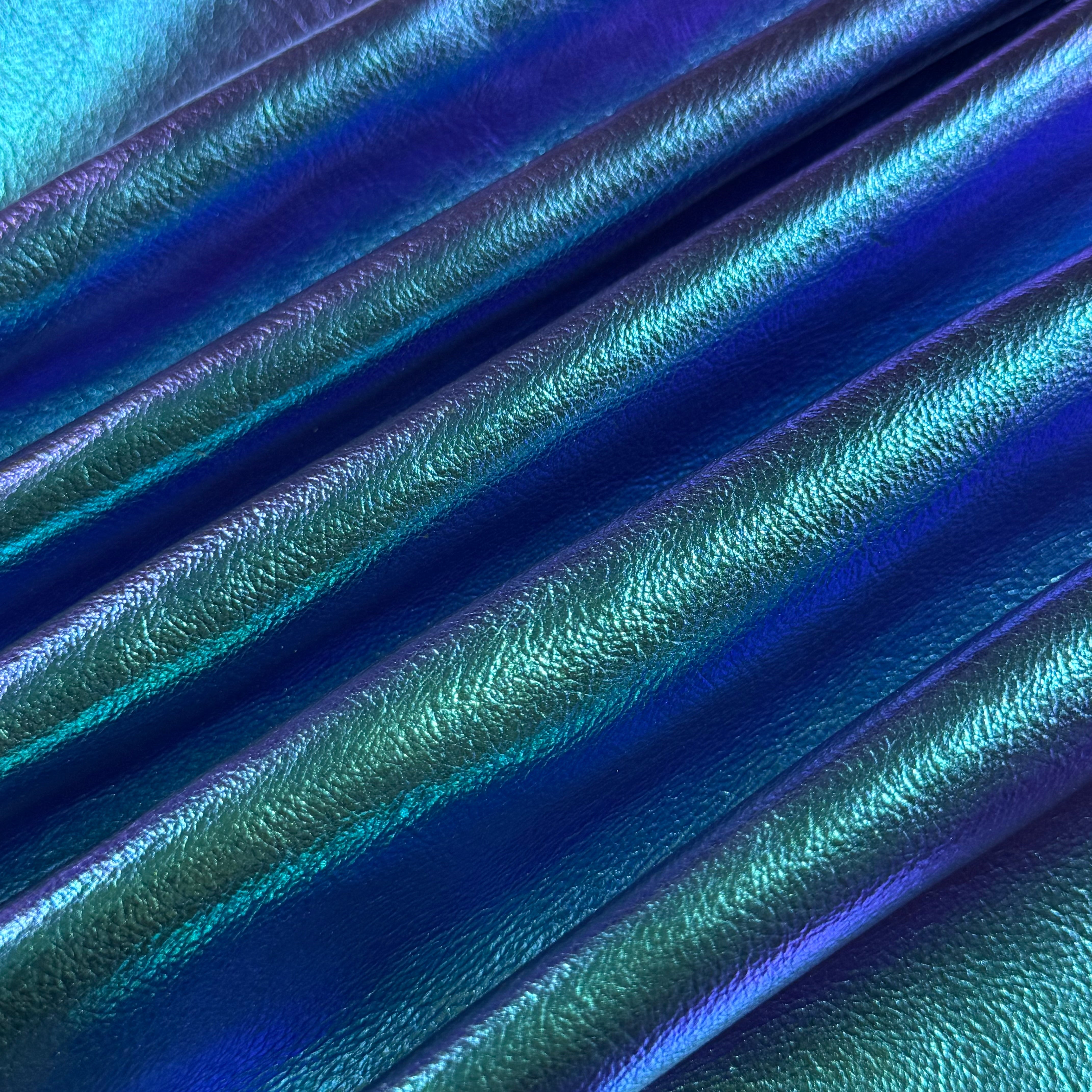 Metallic Foil Milled Cow, 3 oz | 15+ Colors