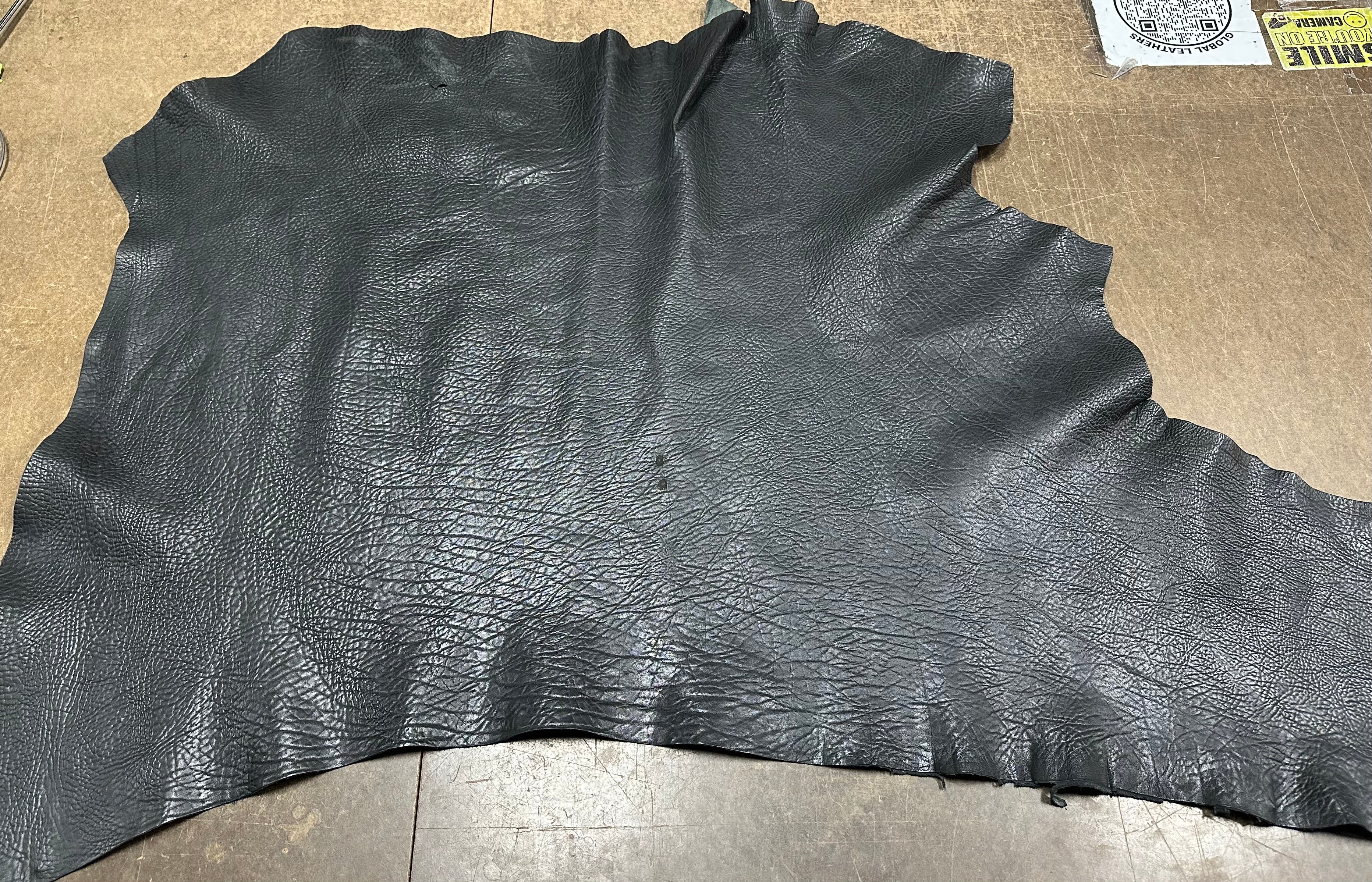 Shrunken Horse Shoulder, 3 oz - Black