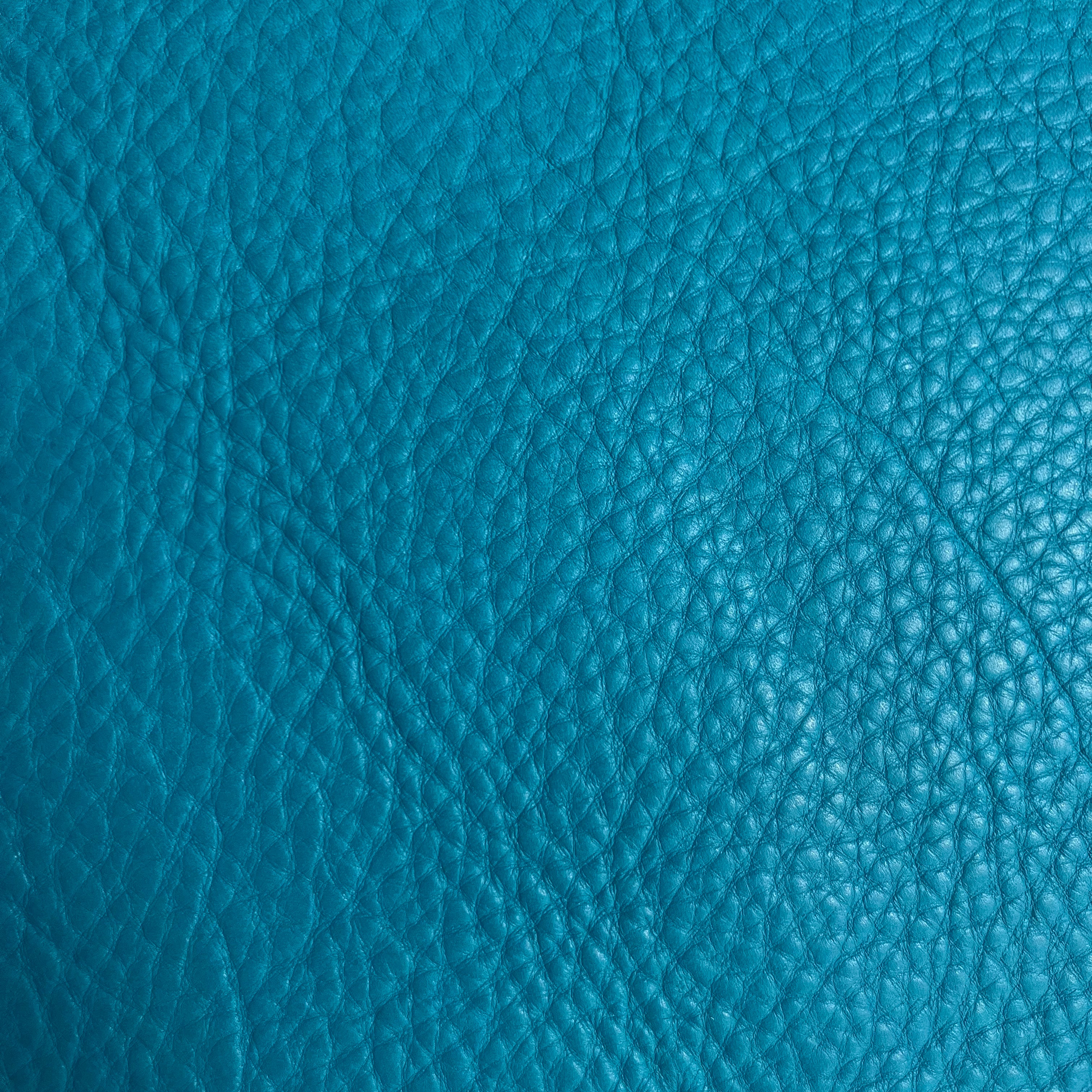 Drum Dyed Soft Bullhide, 6-8 oz | 15 Colors