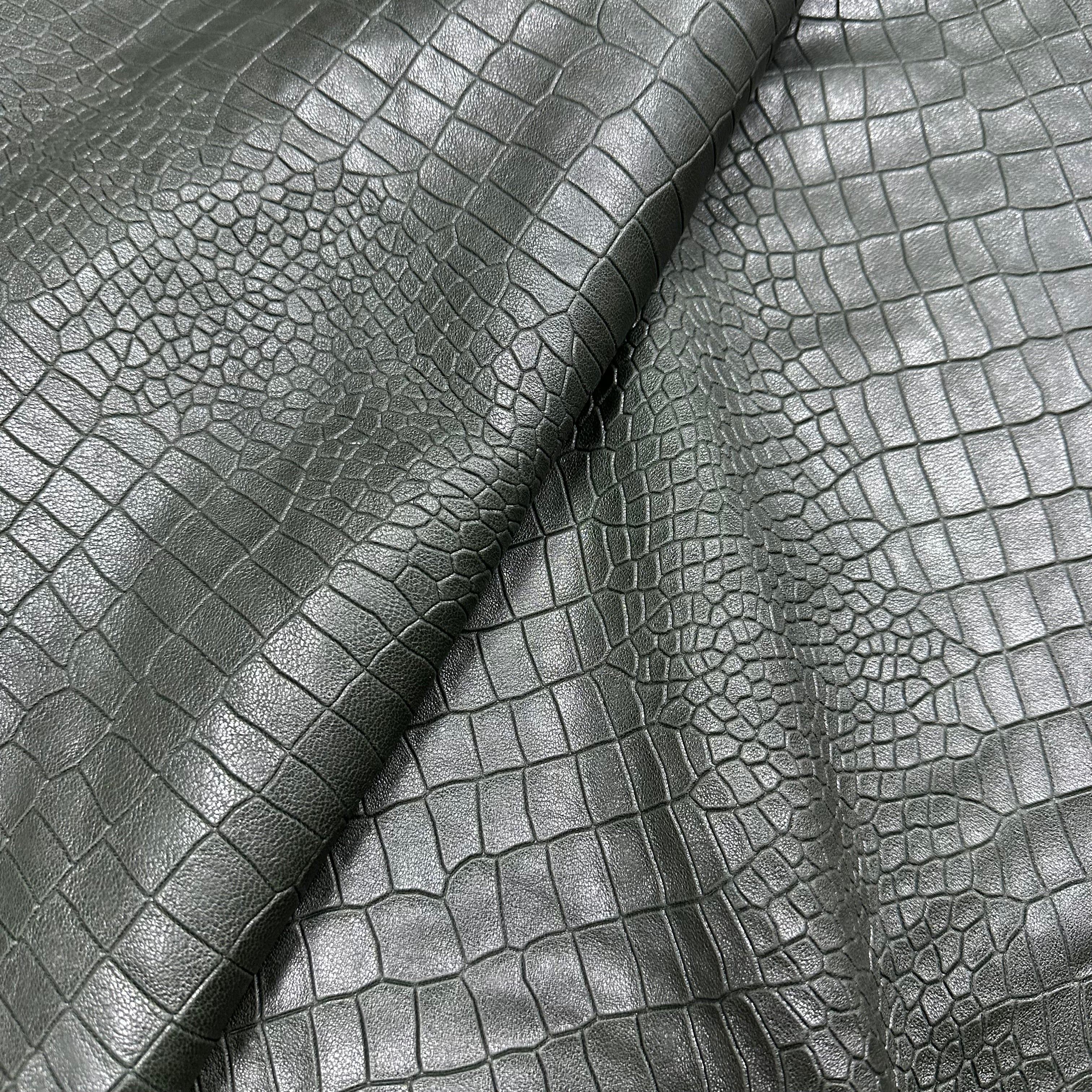 Alligator Embossed Veg Tan Lamb Nappa, 2.5 oz | 6 Colors