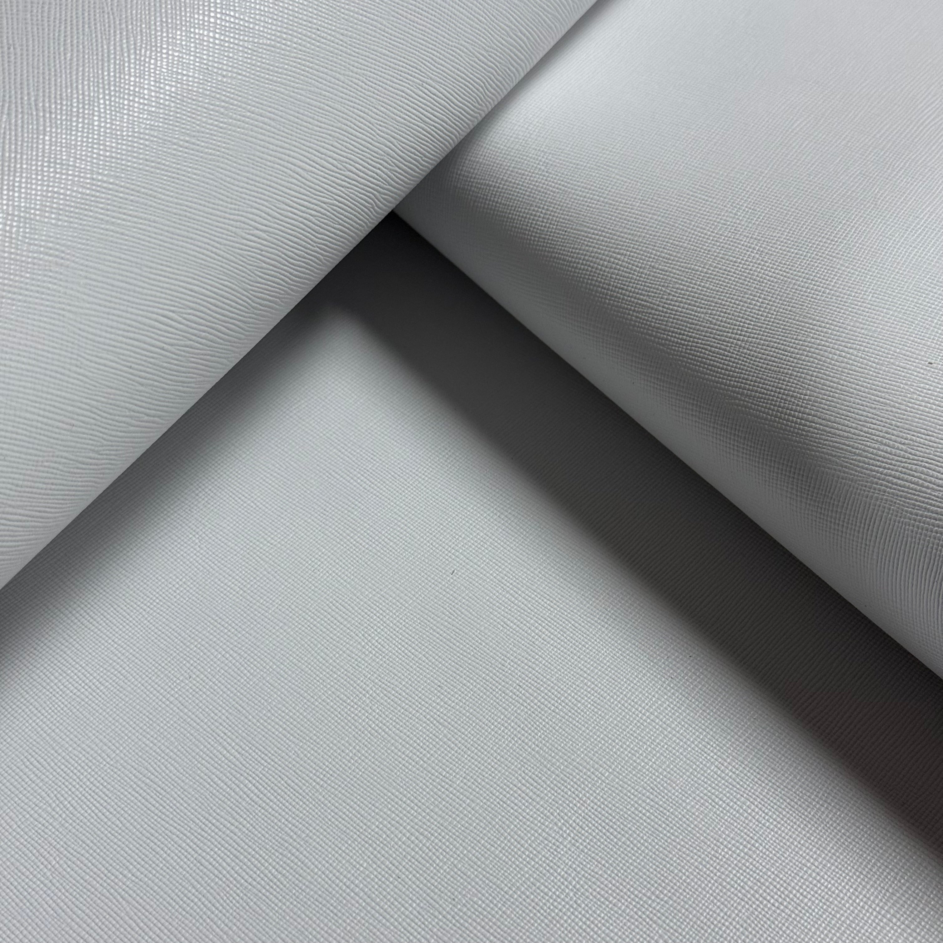 Italian Saffiano Calf, 3 oz - White & Black