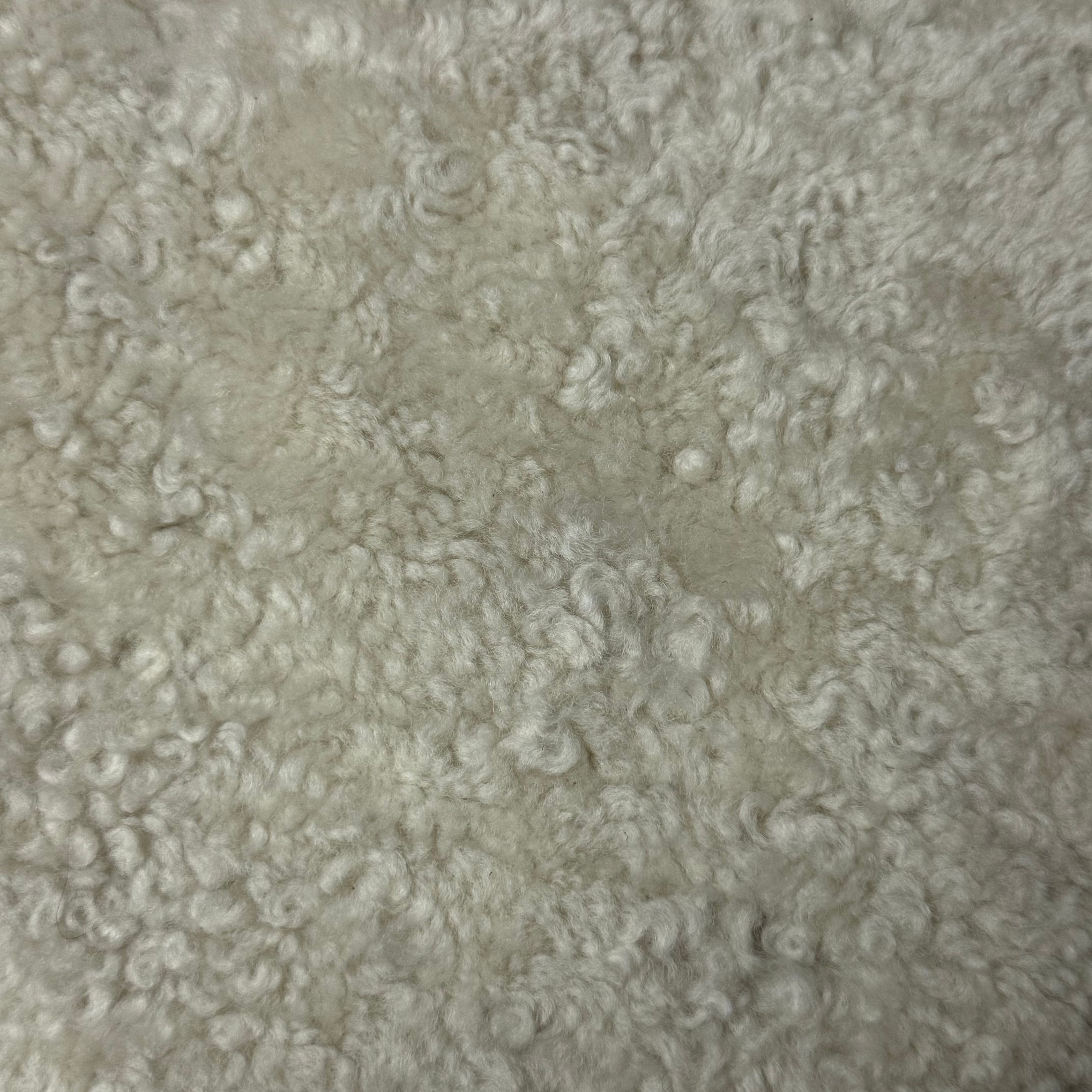 Super Lightweight Curly Merino Shearling, Black Nappa Back