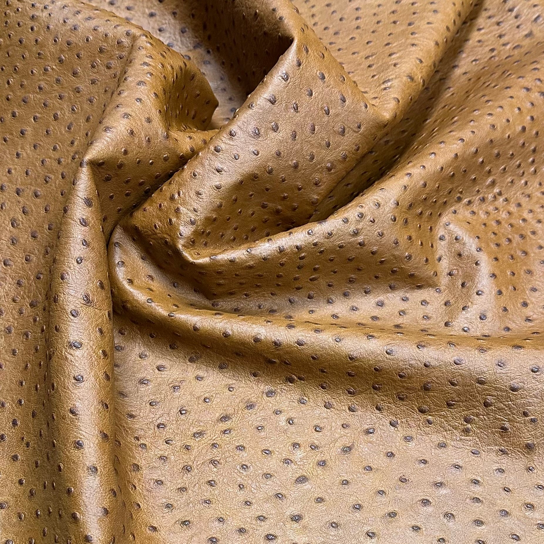 Ostrich Embossed Veg Tan Lamb, 2.5 oz | 3 Colors