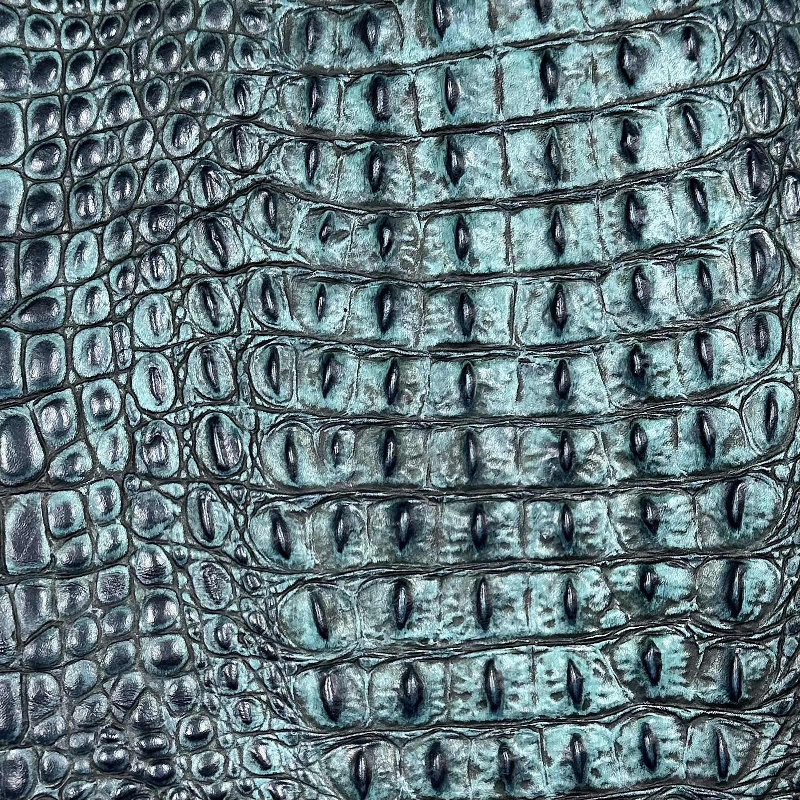 Hand-Stained Crocodile Embossed Cow, 3 oz | 25+ Colors