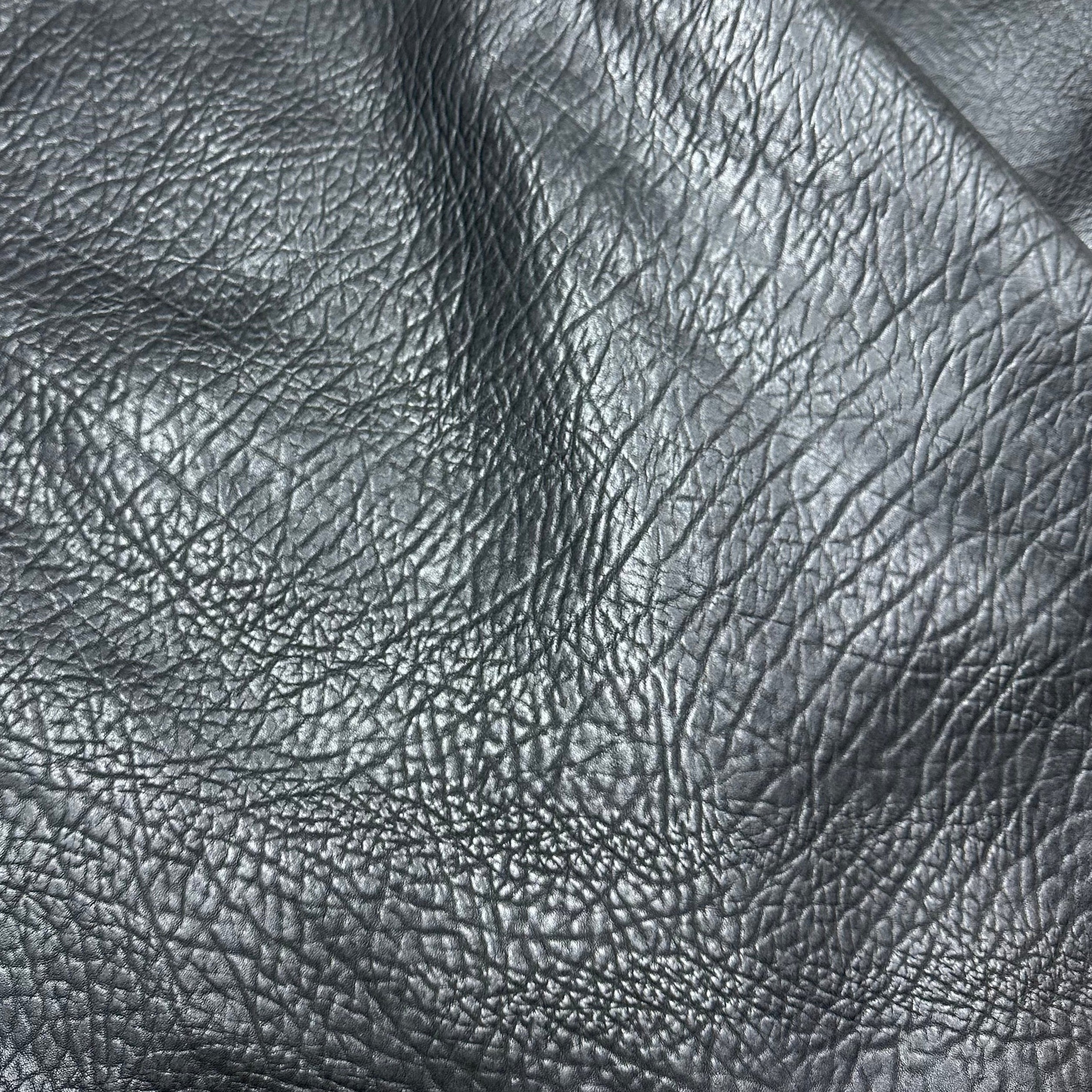 Shrunken Horse Shoulder, 3 oz - Black