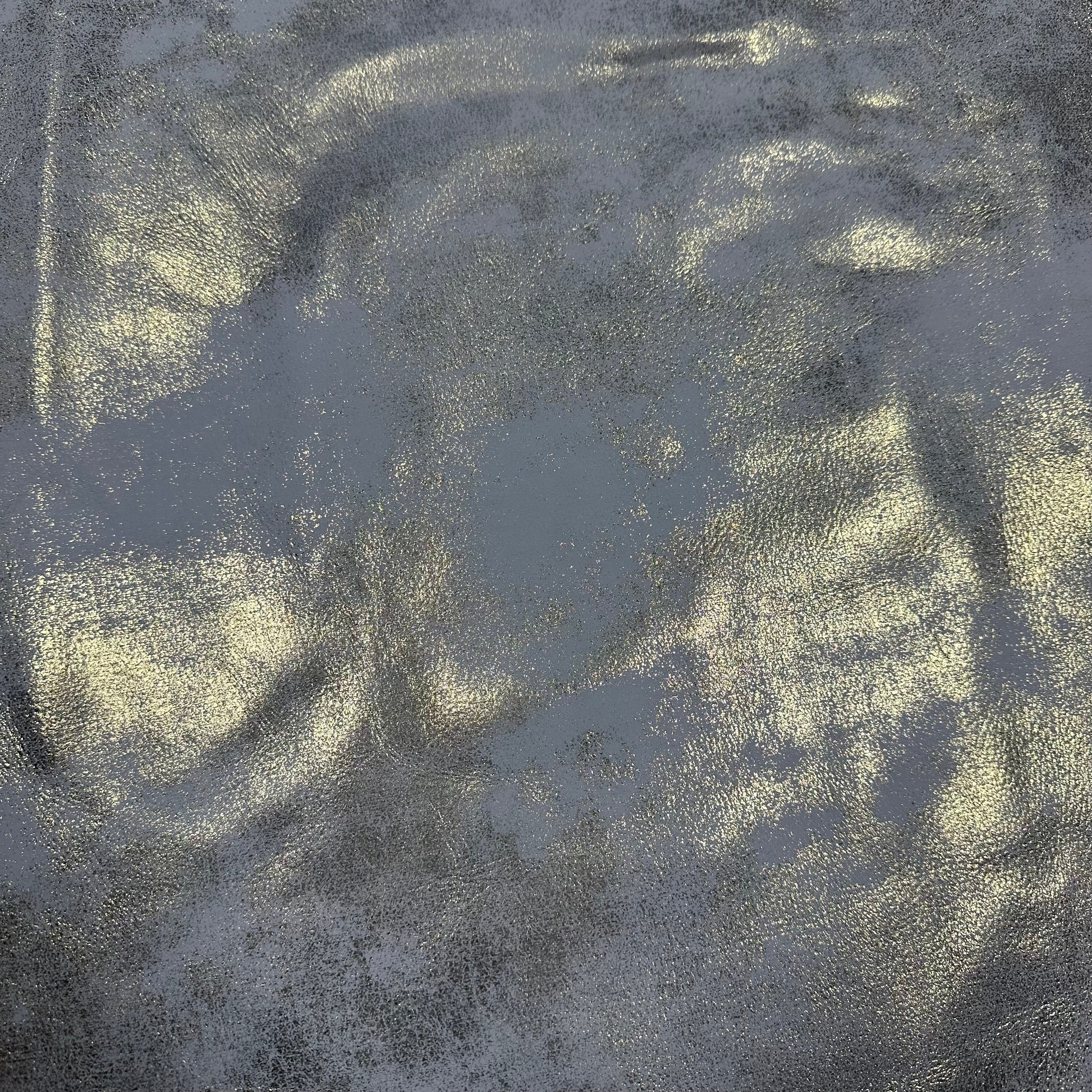 Distressed Metallic Cow Nubuck, 3 oz