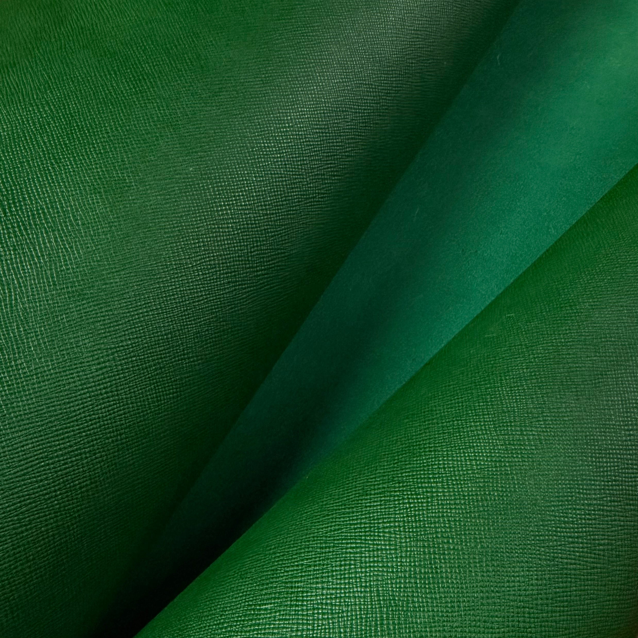 Green Conceria Walpier Hatch Buttero vegetable tanned cow leather, 5 oz, with embossed texture.