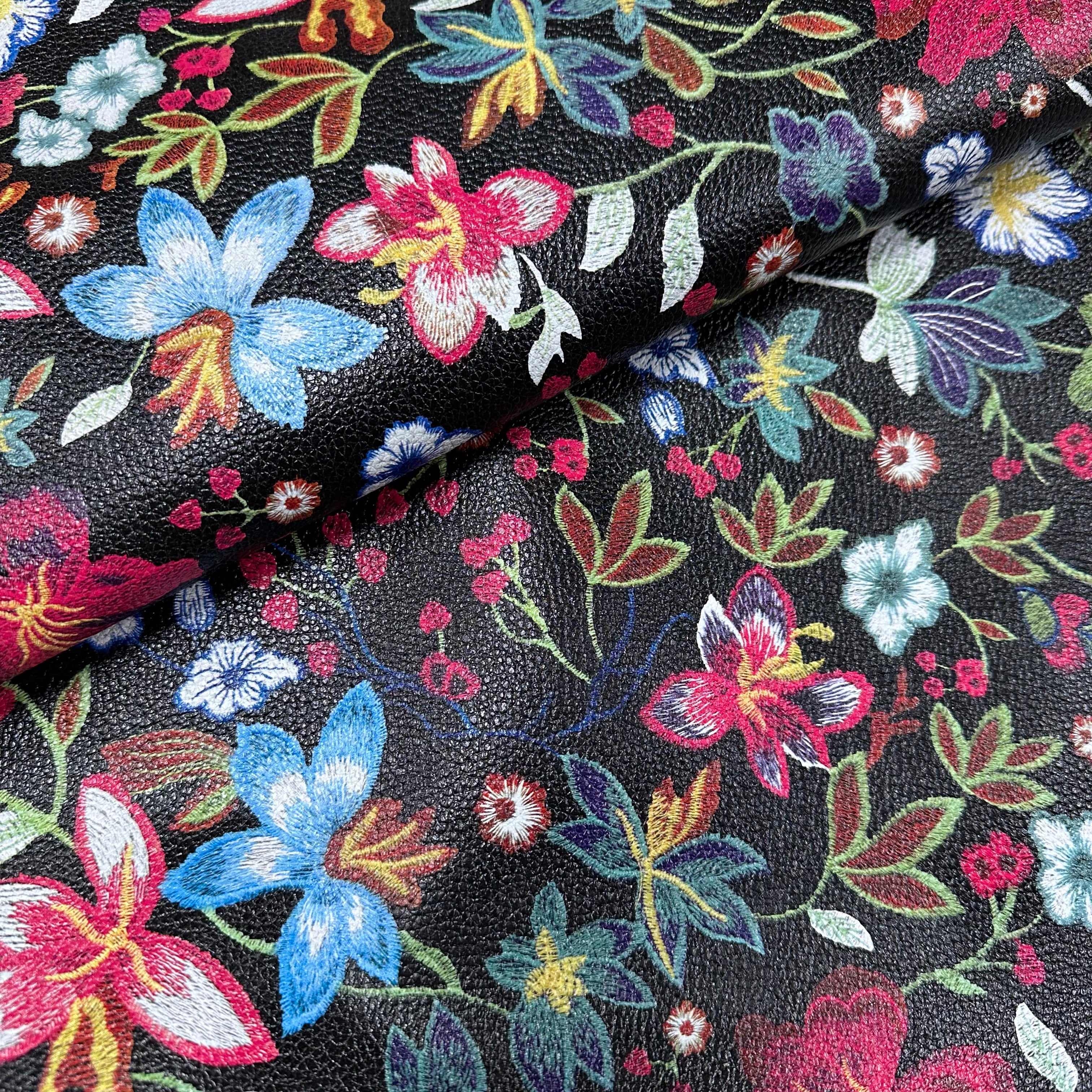 Printed Floral Goat, 3D-Embossed, 2 oz