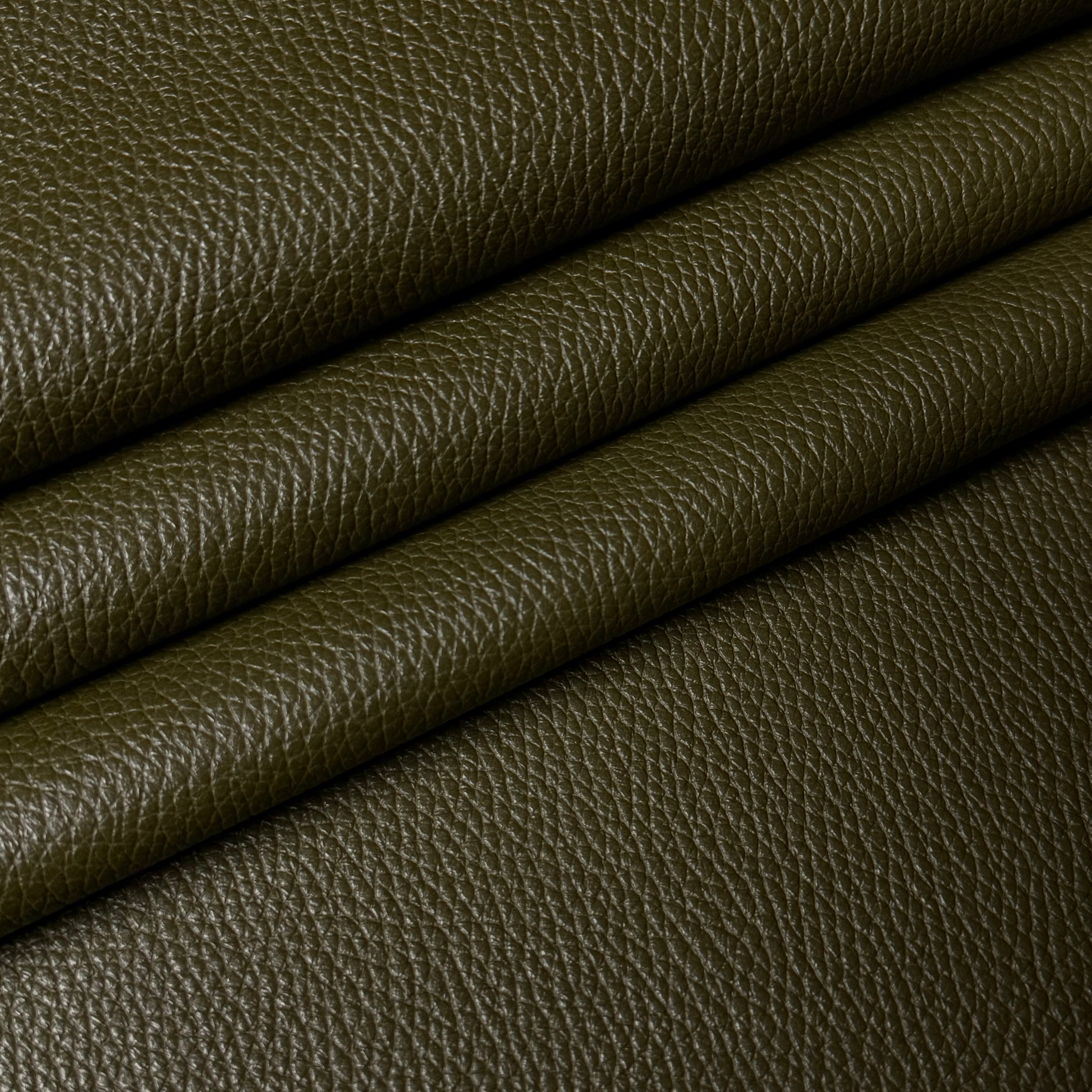 Italian Pebble Grain Calf, 3-4 oz | 15+ Colors