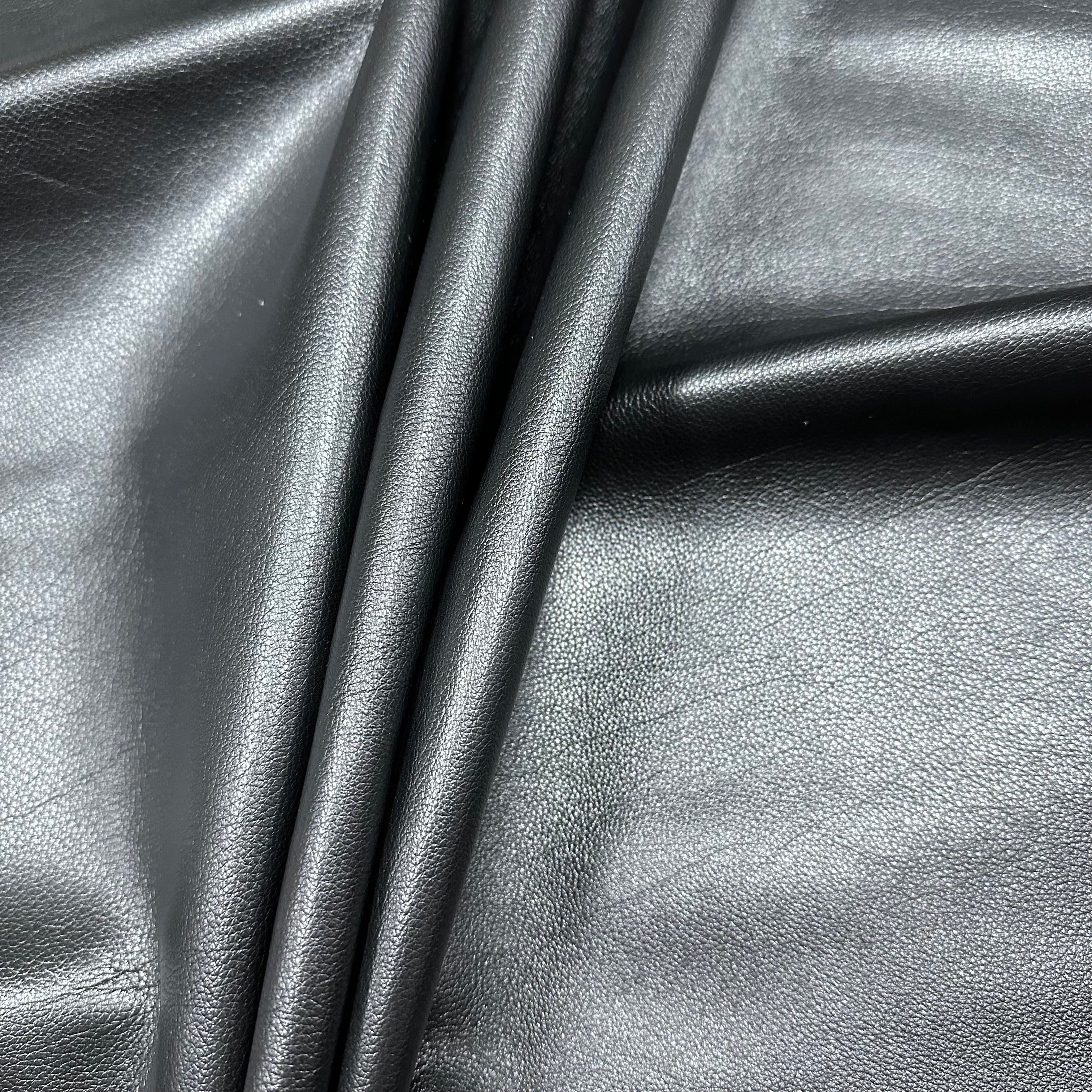 Light Weight Buffalo, 2-3 oz - Black