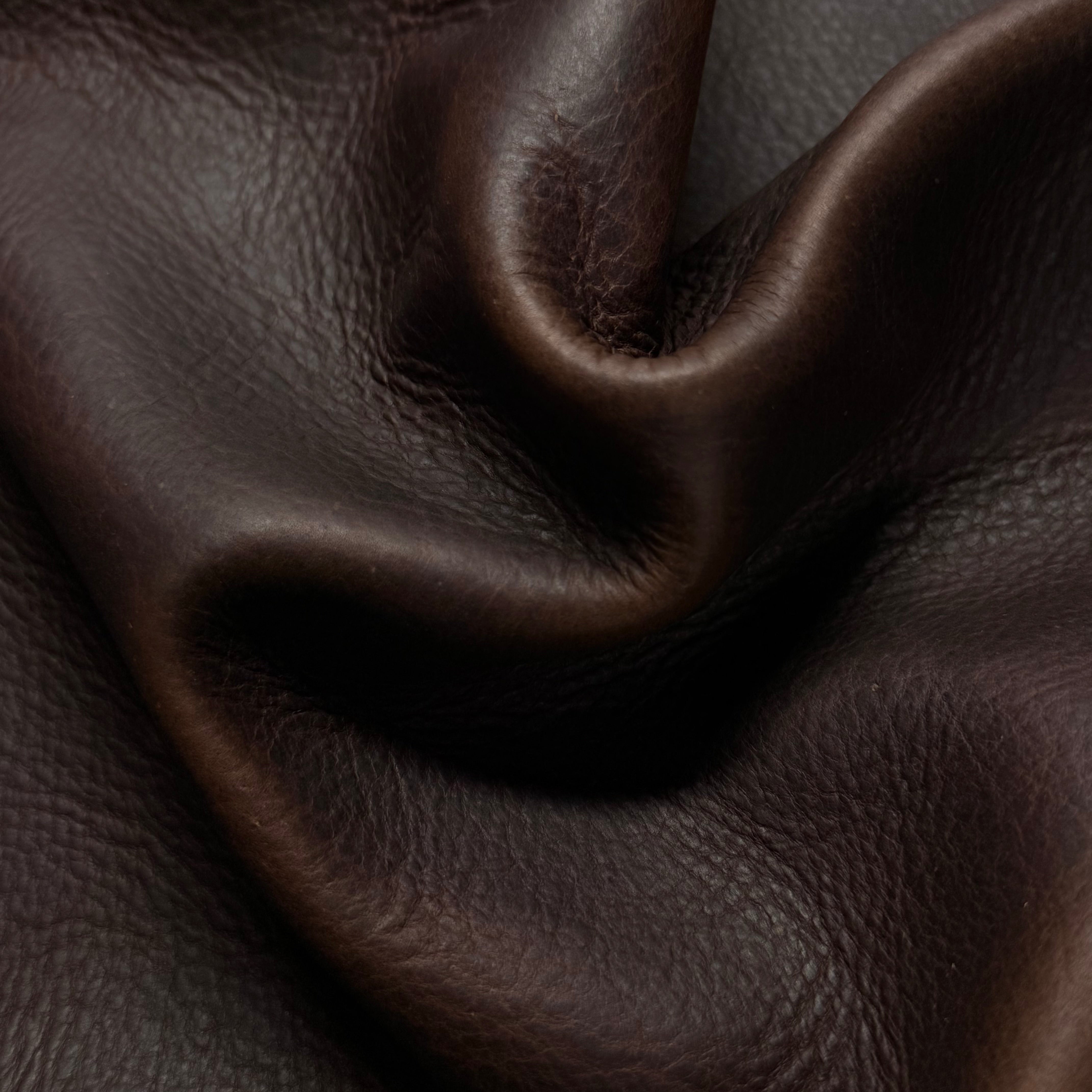 Oiled Pull-Up Bison, 5-6 oz - 2 Matte Colors