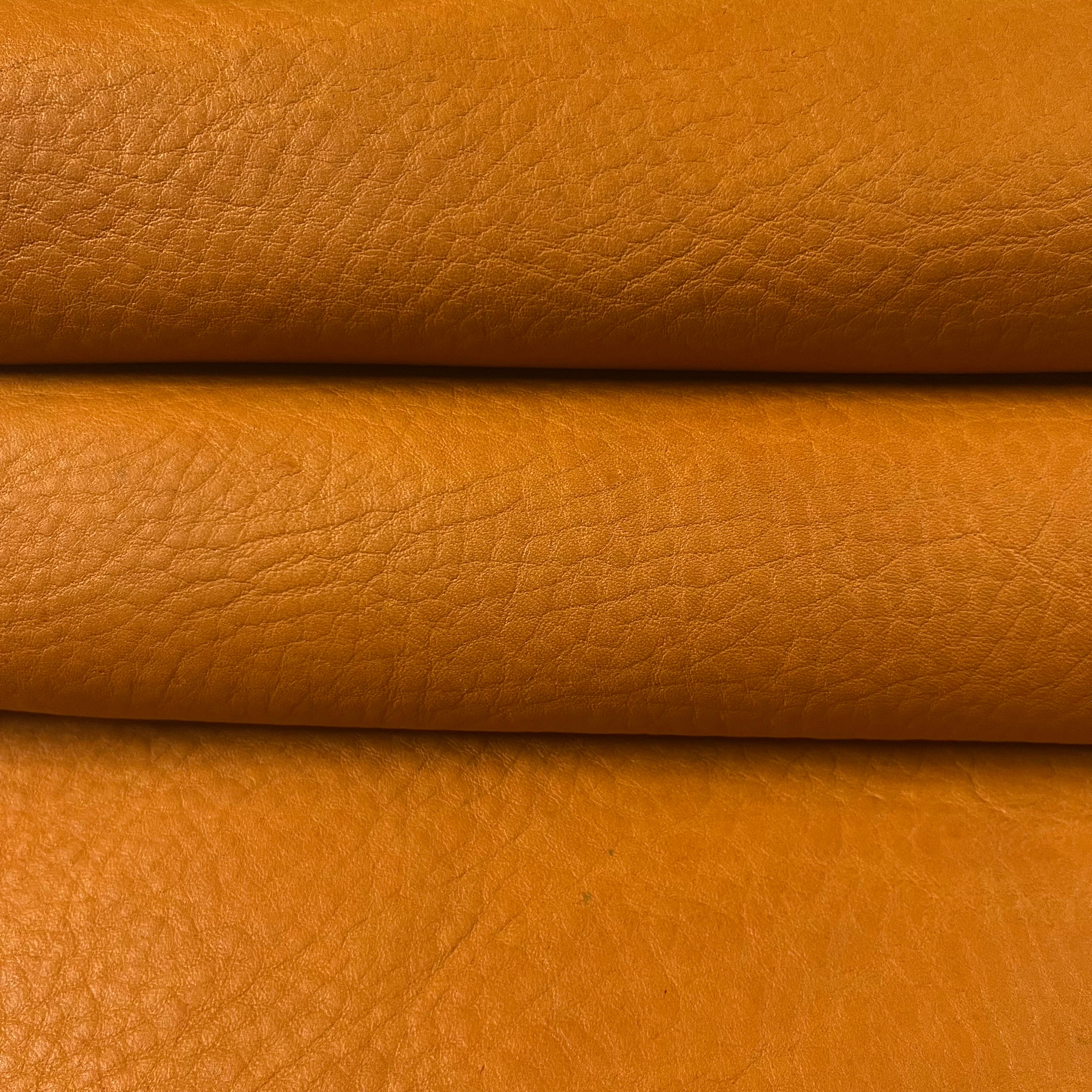 Waxy Full Grain Cowhide, 5 oz | 15 Colors