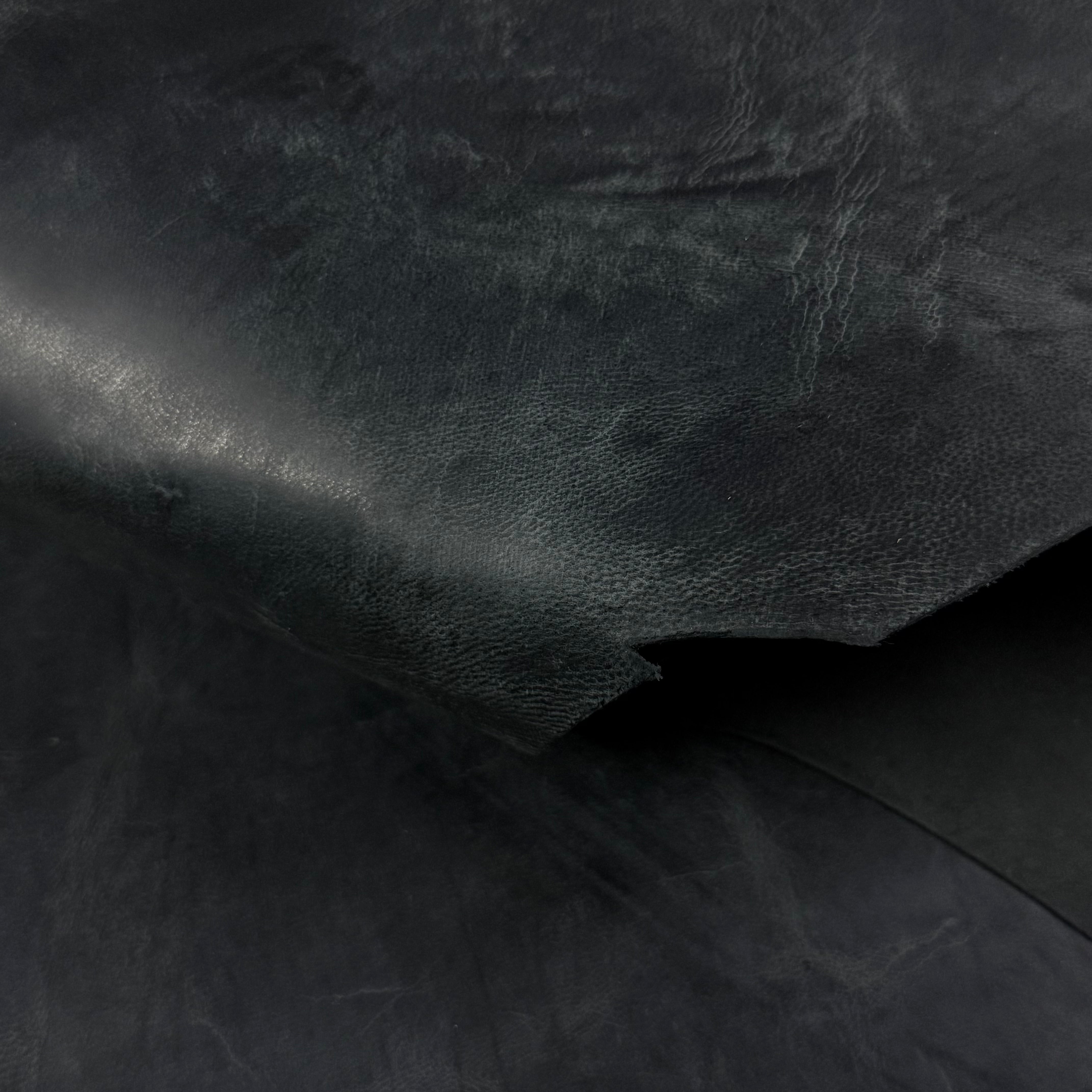 Distressed Waxed African Goat, 2-3 oz
