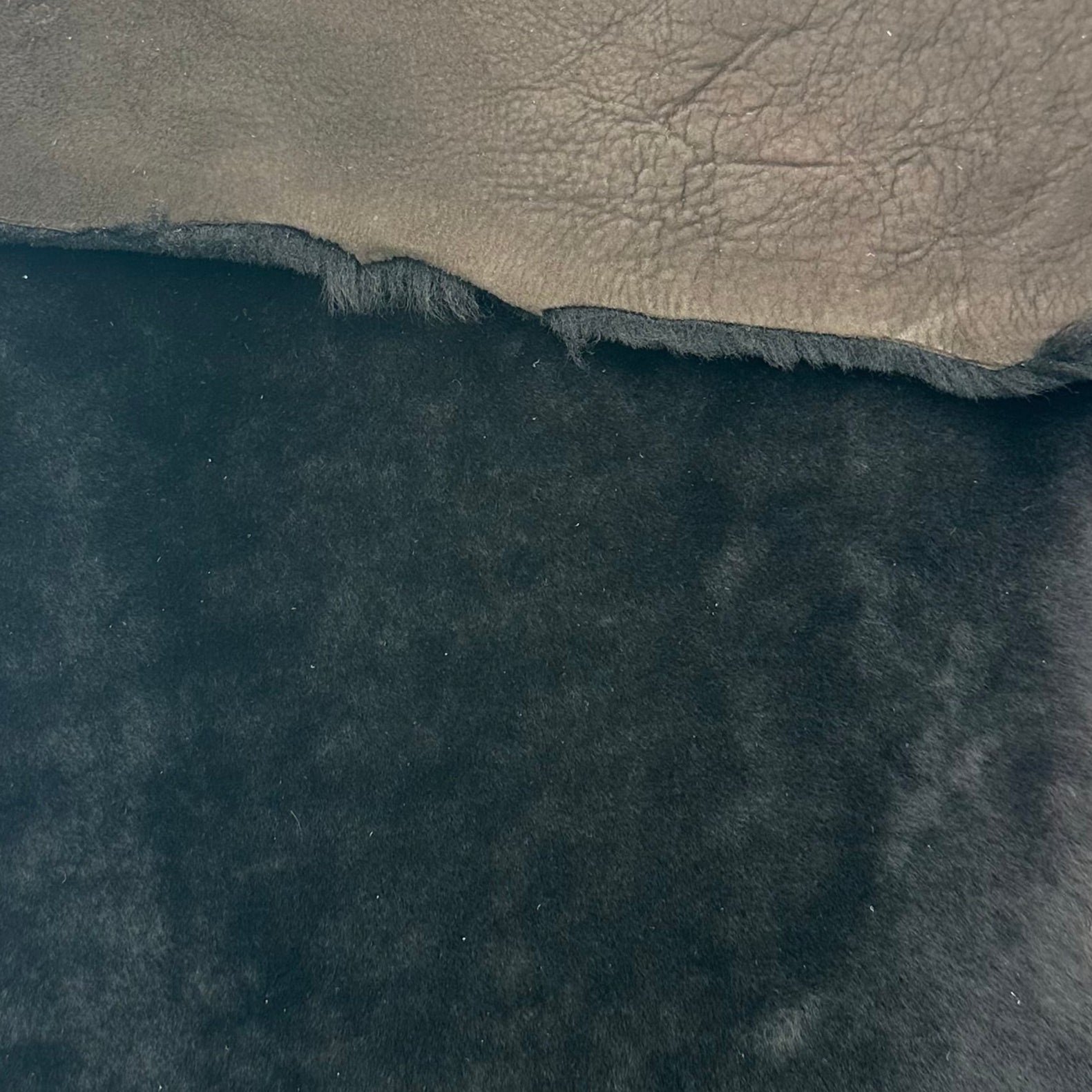 Ironed Merino Shearling 8-10mm - Tone-on-Tone Back