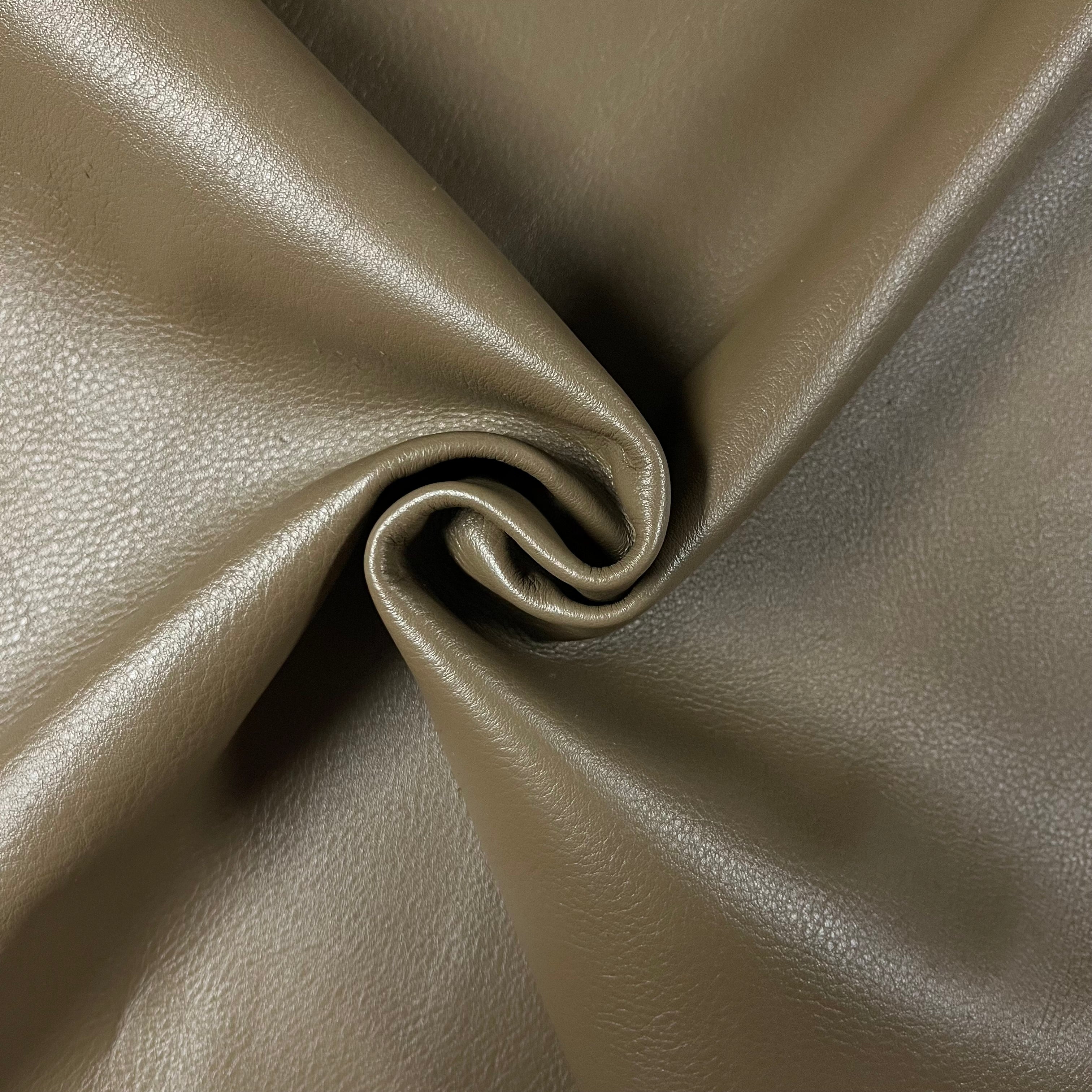 Premium Floater Upholstery Cow, 3 oz | 19 Colors