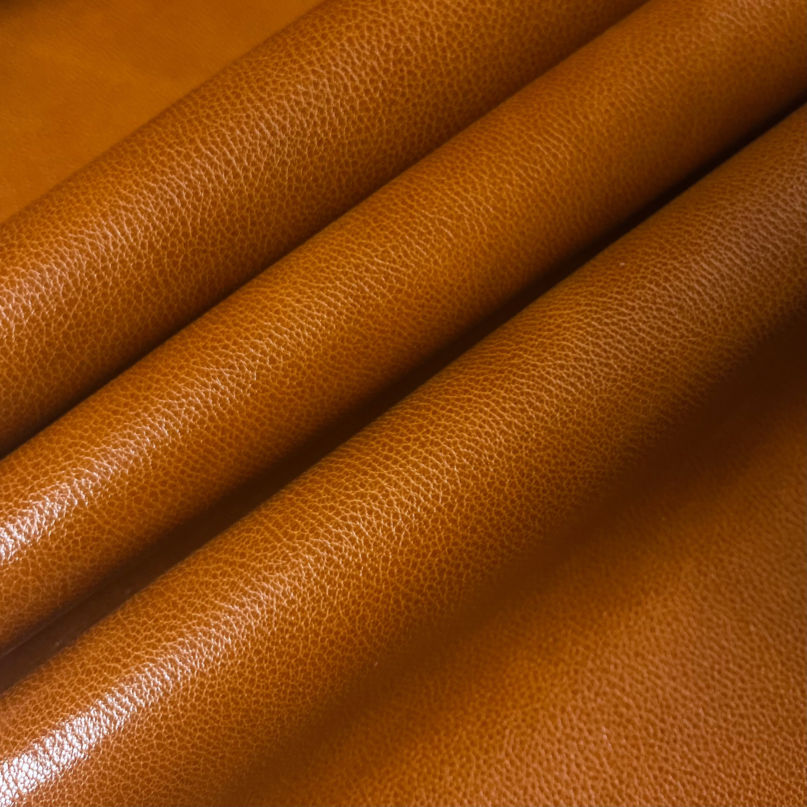 Goat Grain Embossed Cowhide, 3 oz | Cognac and Black