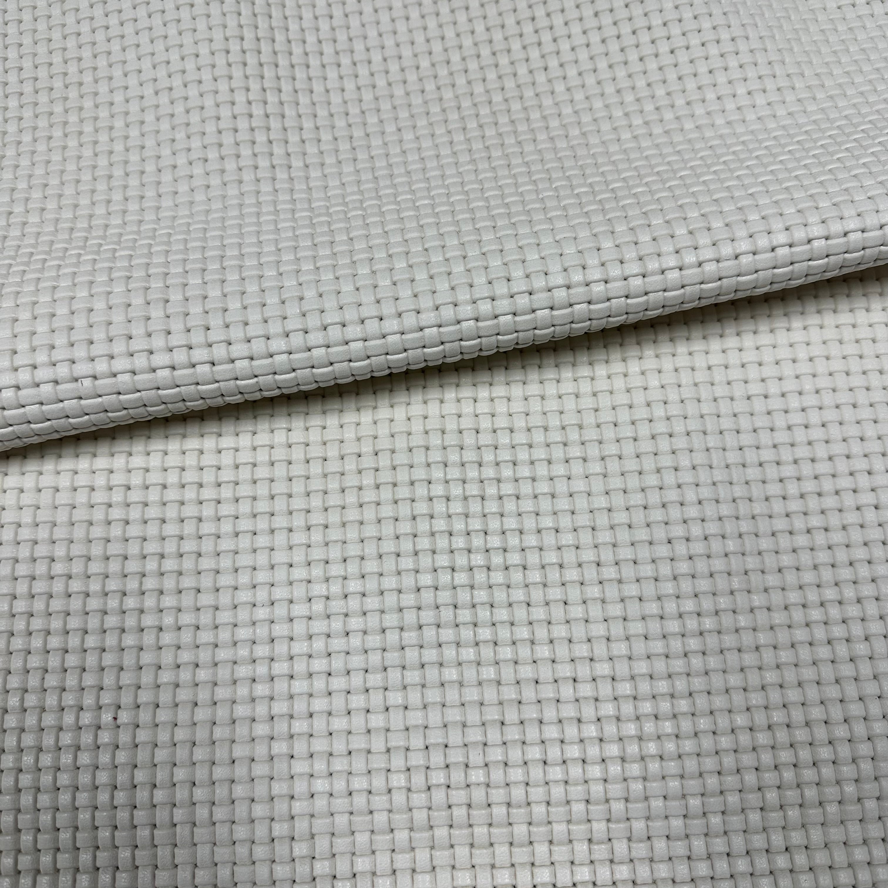 Basketweave Embossed Veg Tan Lamb, 2.5 oz | 2 Colors