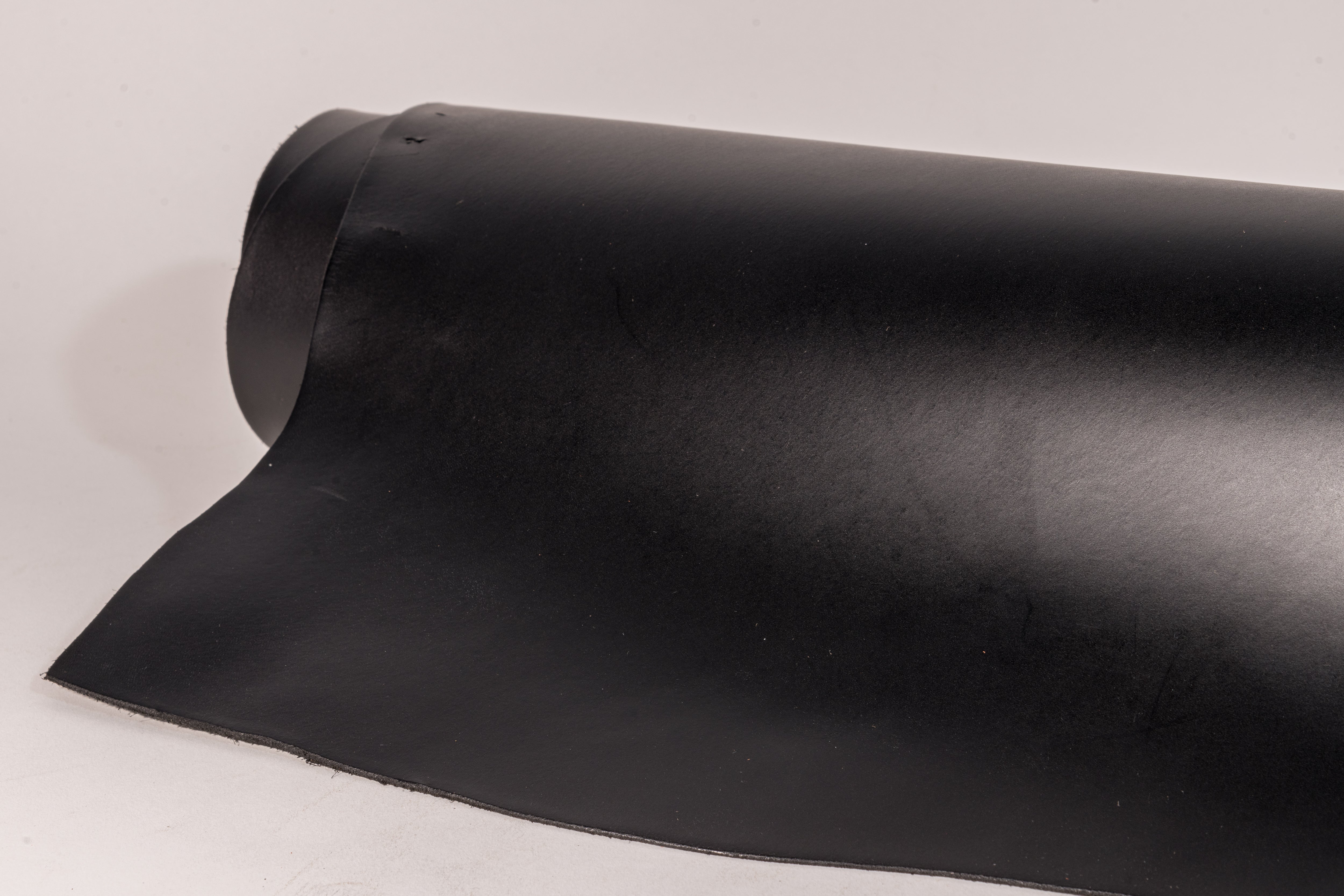 Conceria Walpier Buttero, 5 oz. | 10 Colors