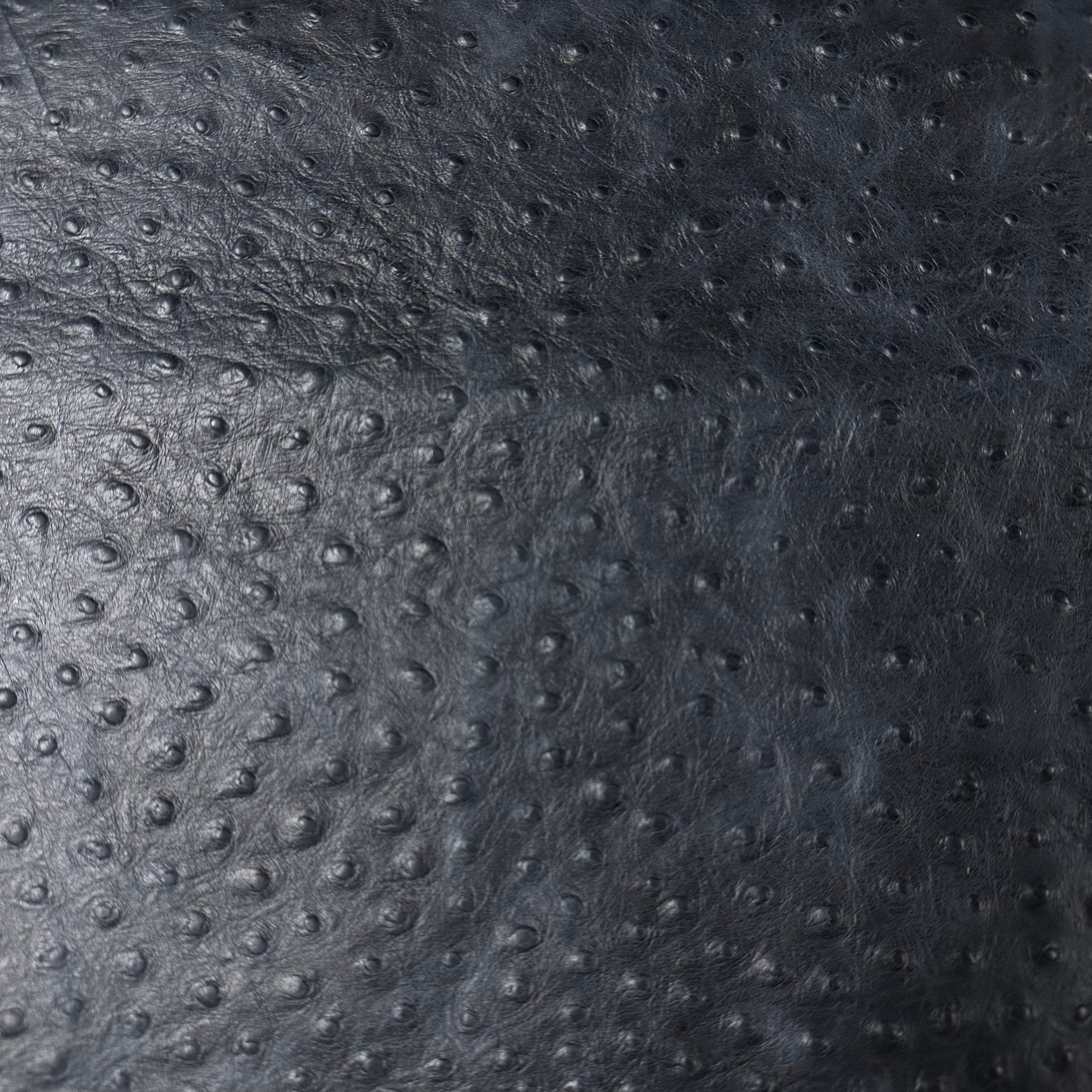 Distressed Two-Tone Ostrich Embossed Cow, 3 oz