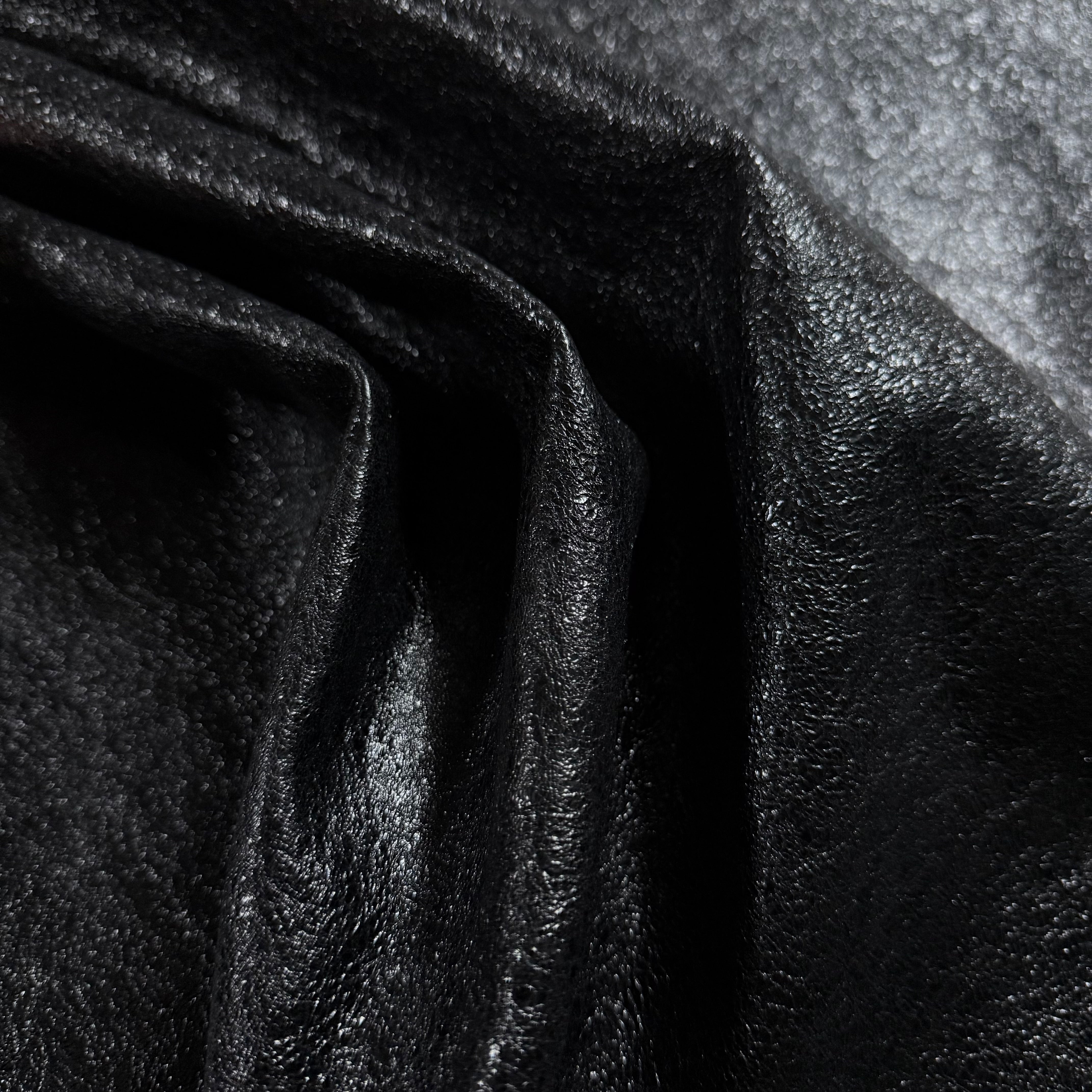 Crinkle Metallic Foil Lamb, 1.5 oz | 9 Colors