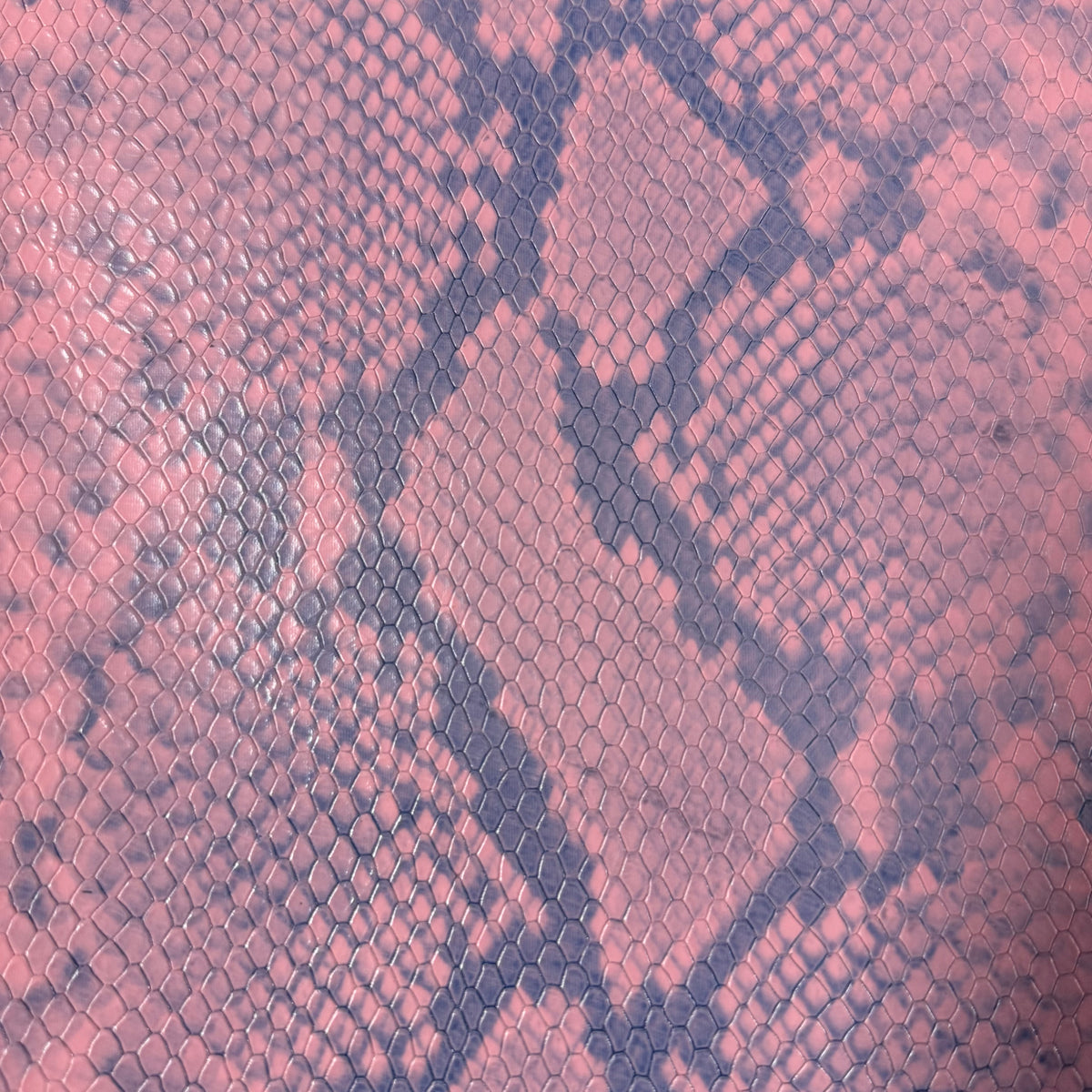Snake Embossed Cowhide, 3 oz | 15 Colors