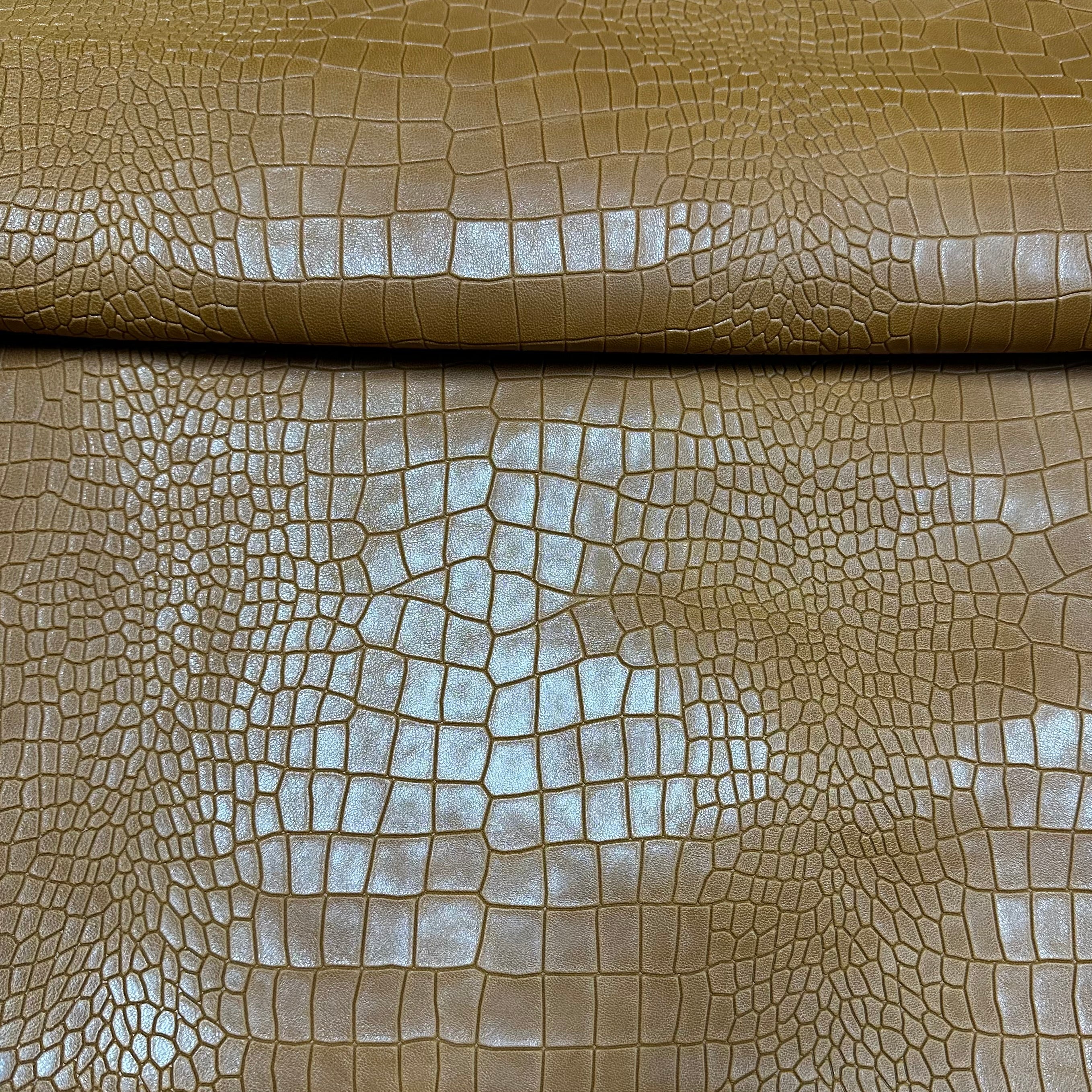 Alligator Embossed Veg Tan Lamb Nappa, 2.5 oz | 6 Colors