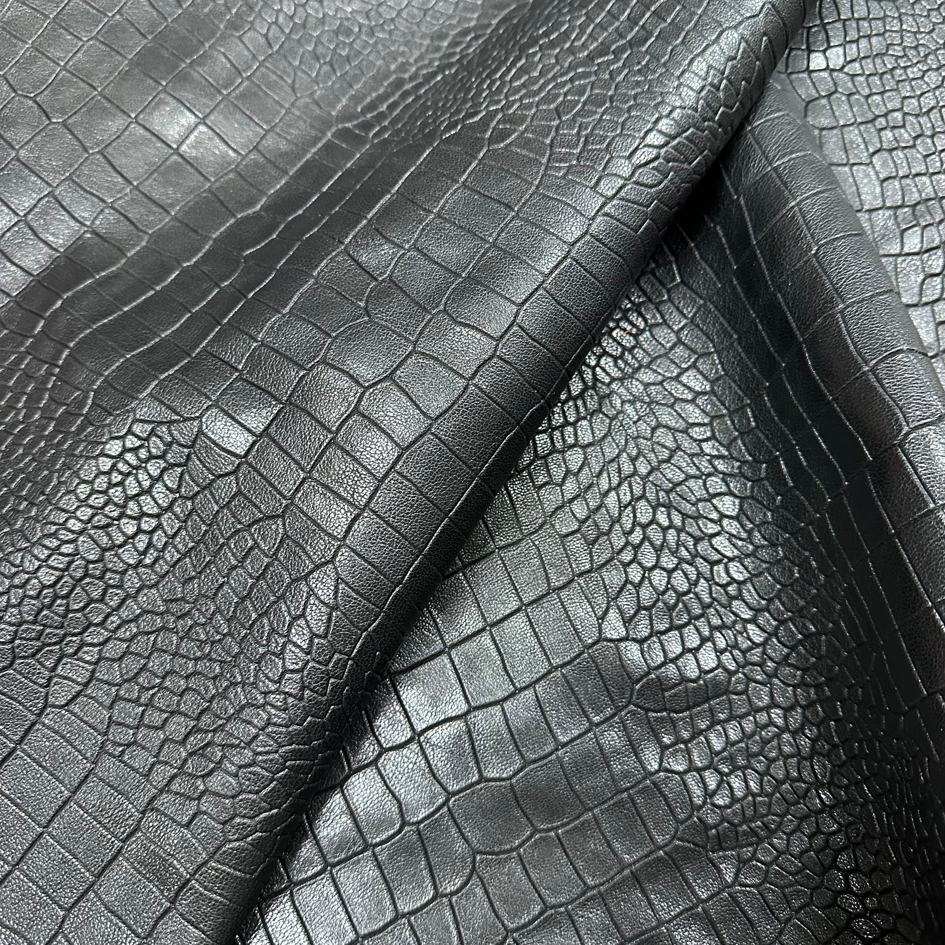 Alligator Embossed Veg Tan Lamb Nappa, 2.5 oz | 6 Colors