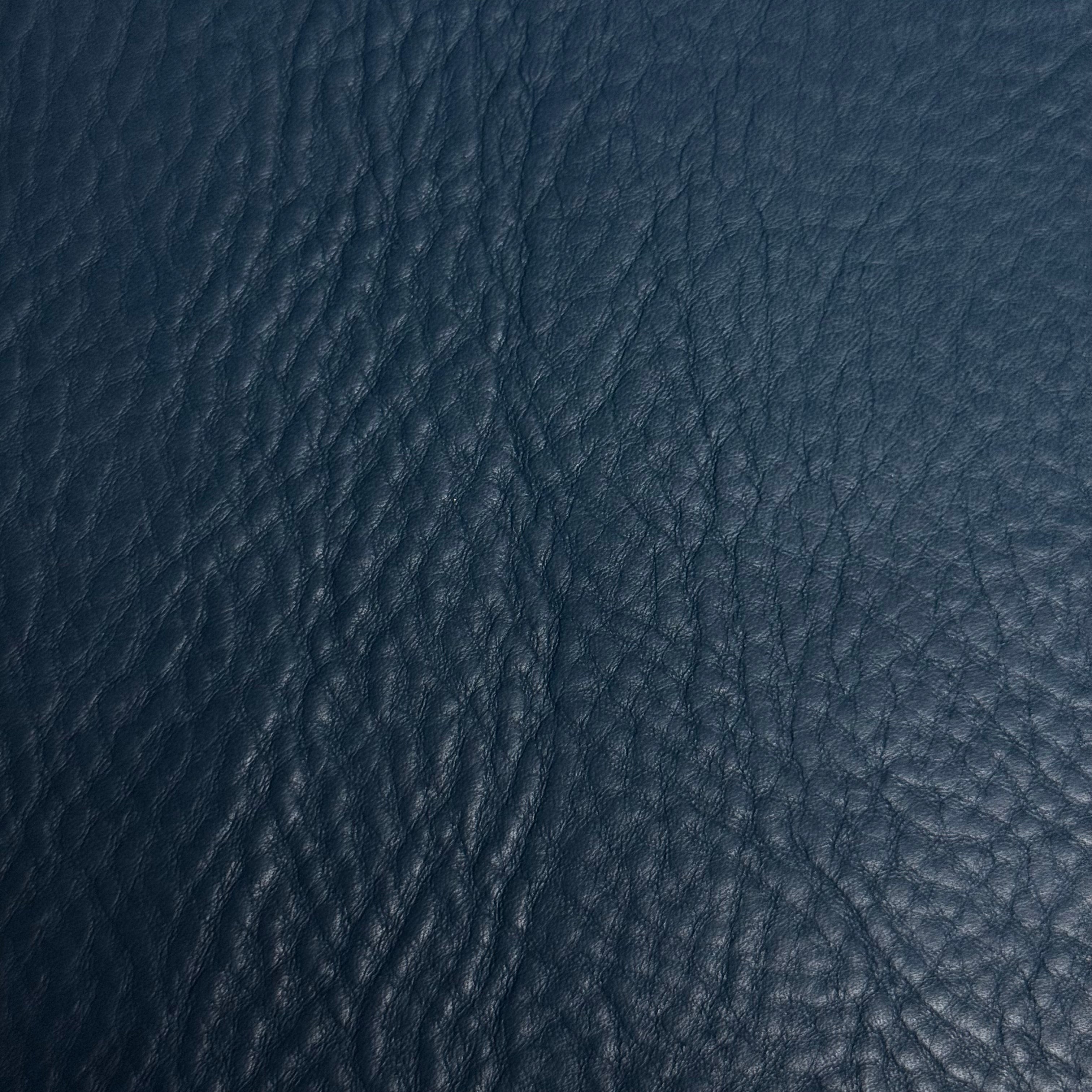 Drum Dyed Soft Bullhide, 6-8 oz | 15 Colors