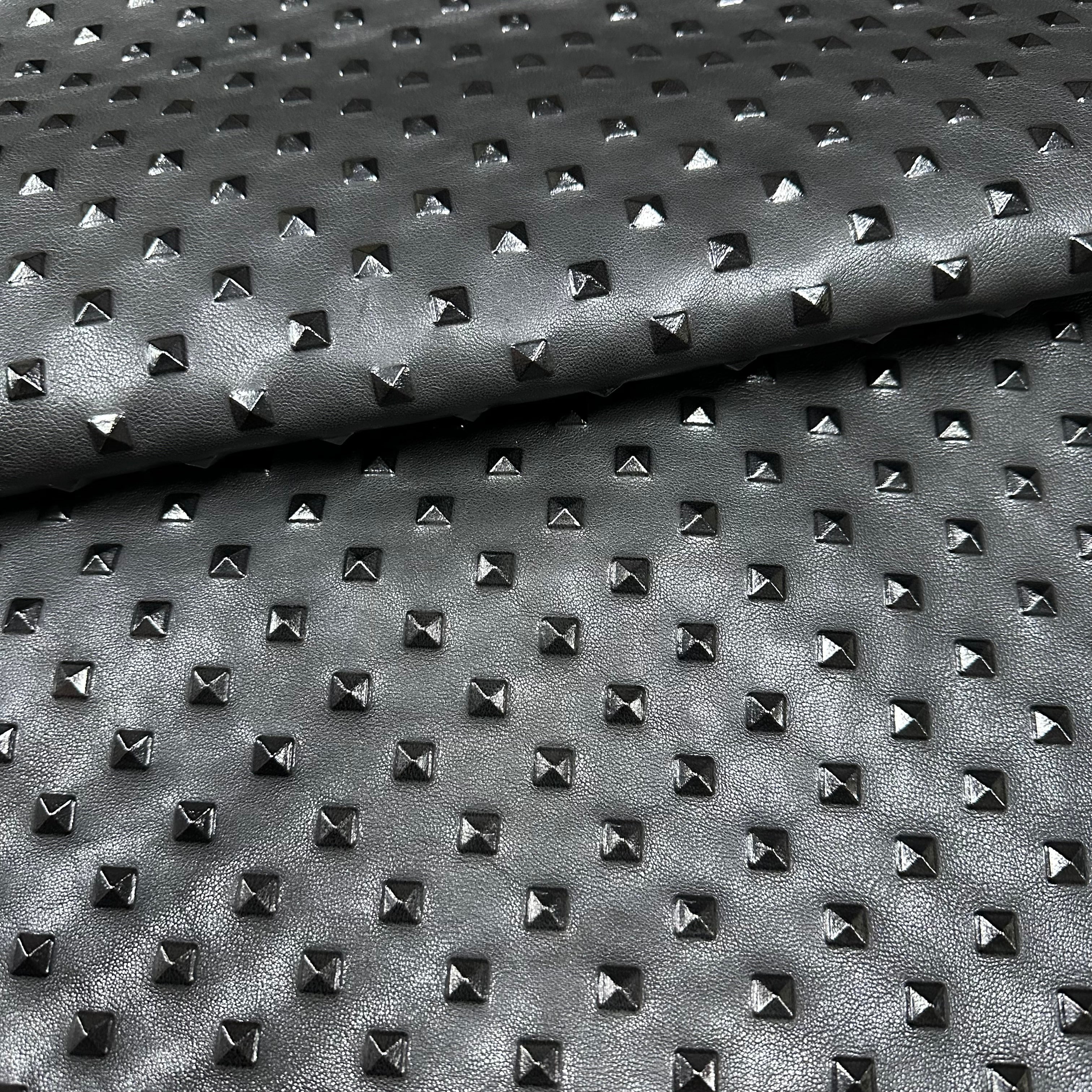 Pyramid Debossed Veg Tan Lamb, 2 oz | 3 Colors