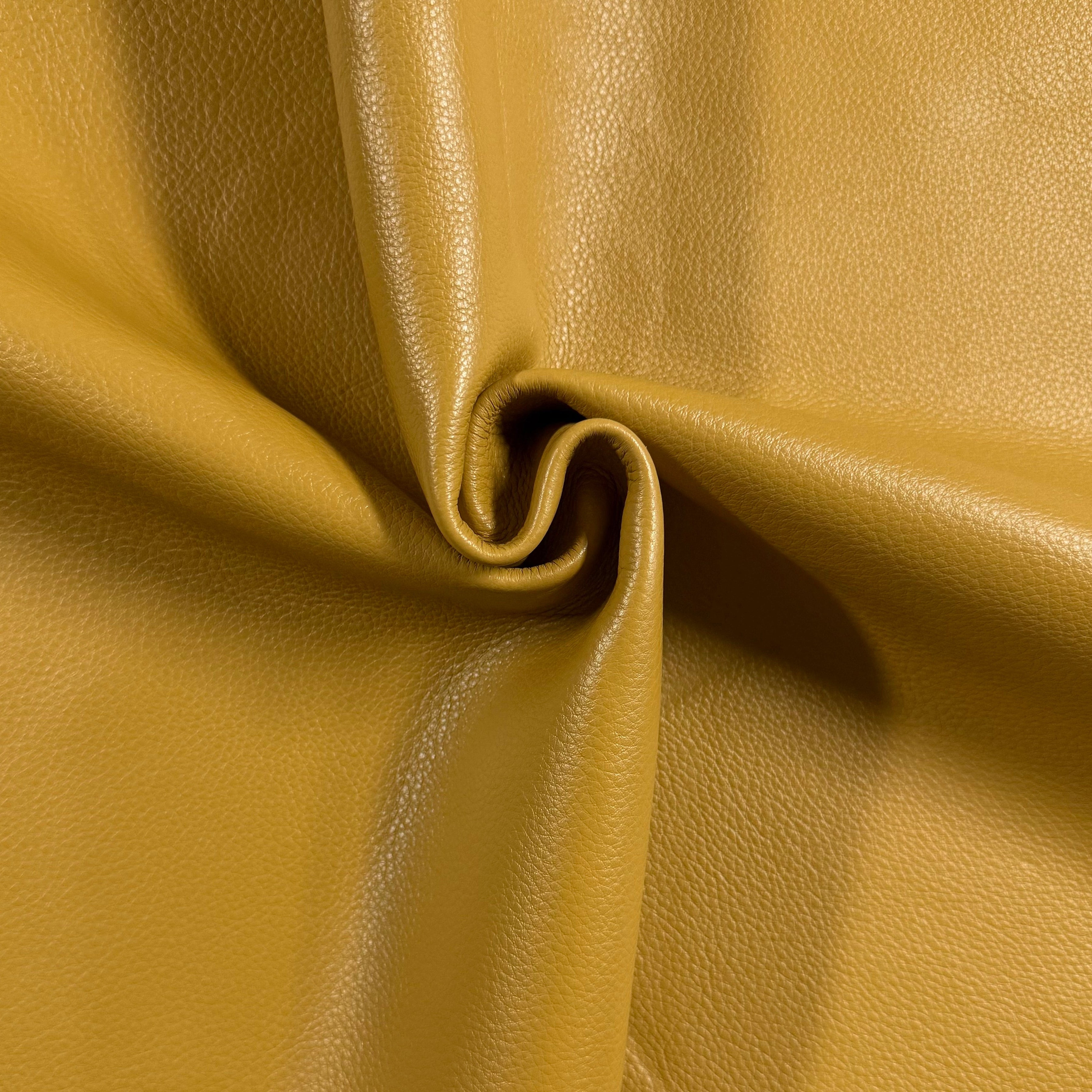 Premium Floater Upholstery Cow, 3 oz | 19 Colors