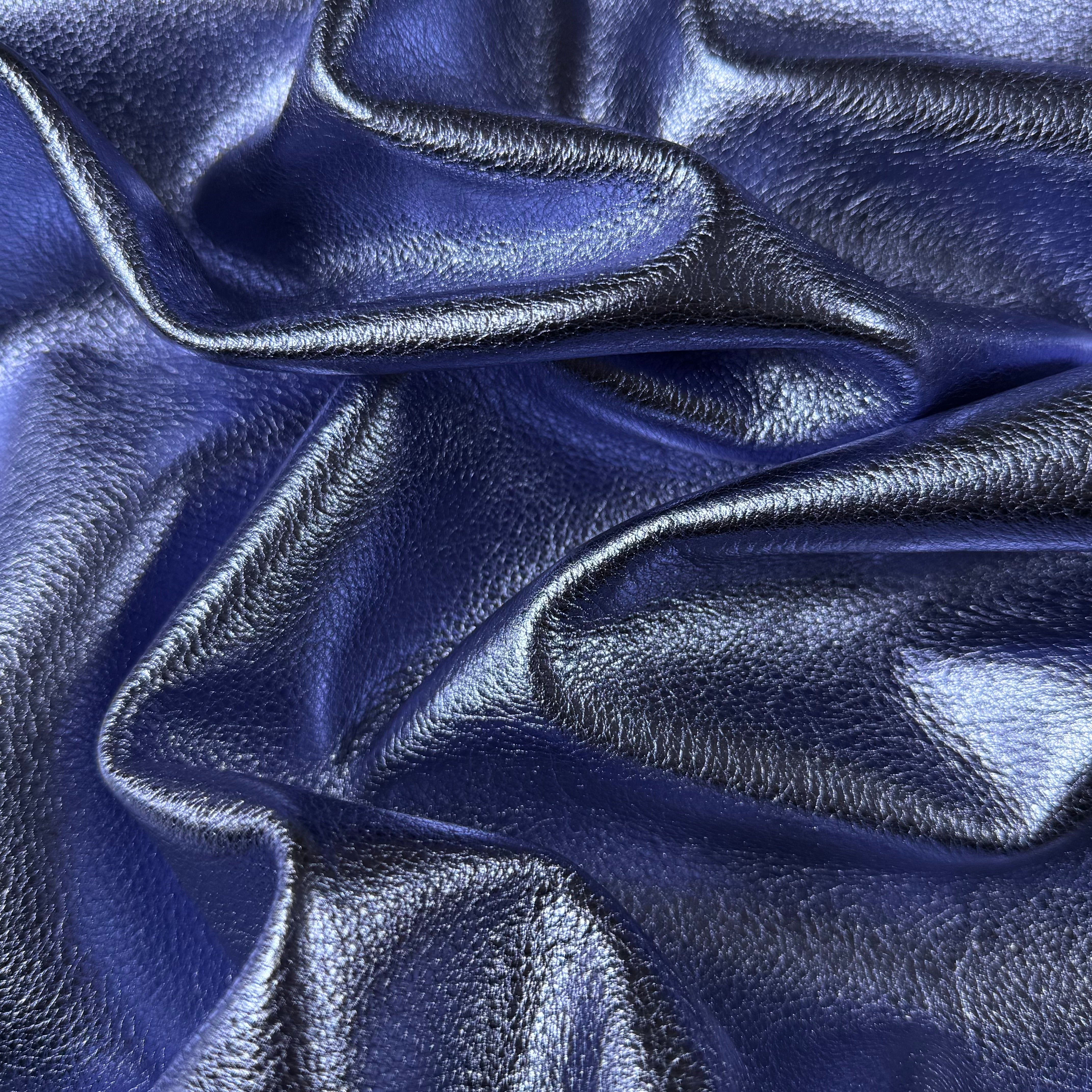 Metallic Foil Milled Cow, 3 oz | 25+ Colors
