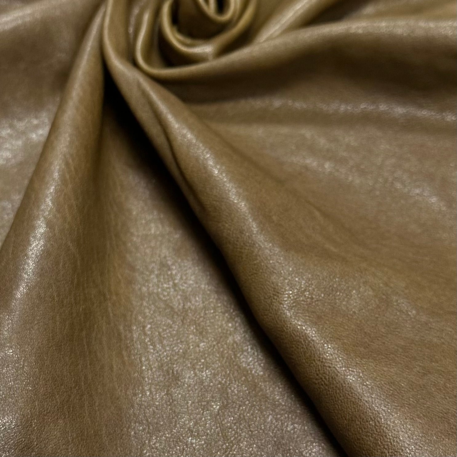 Oiled Veg Tan Lamb, 2 oz