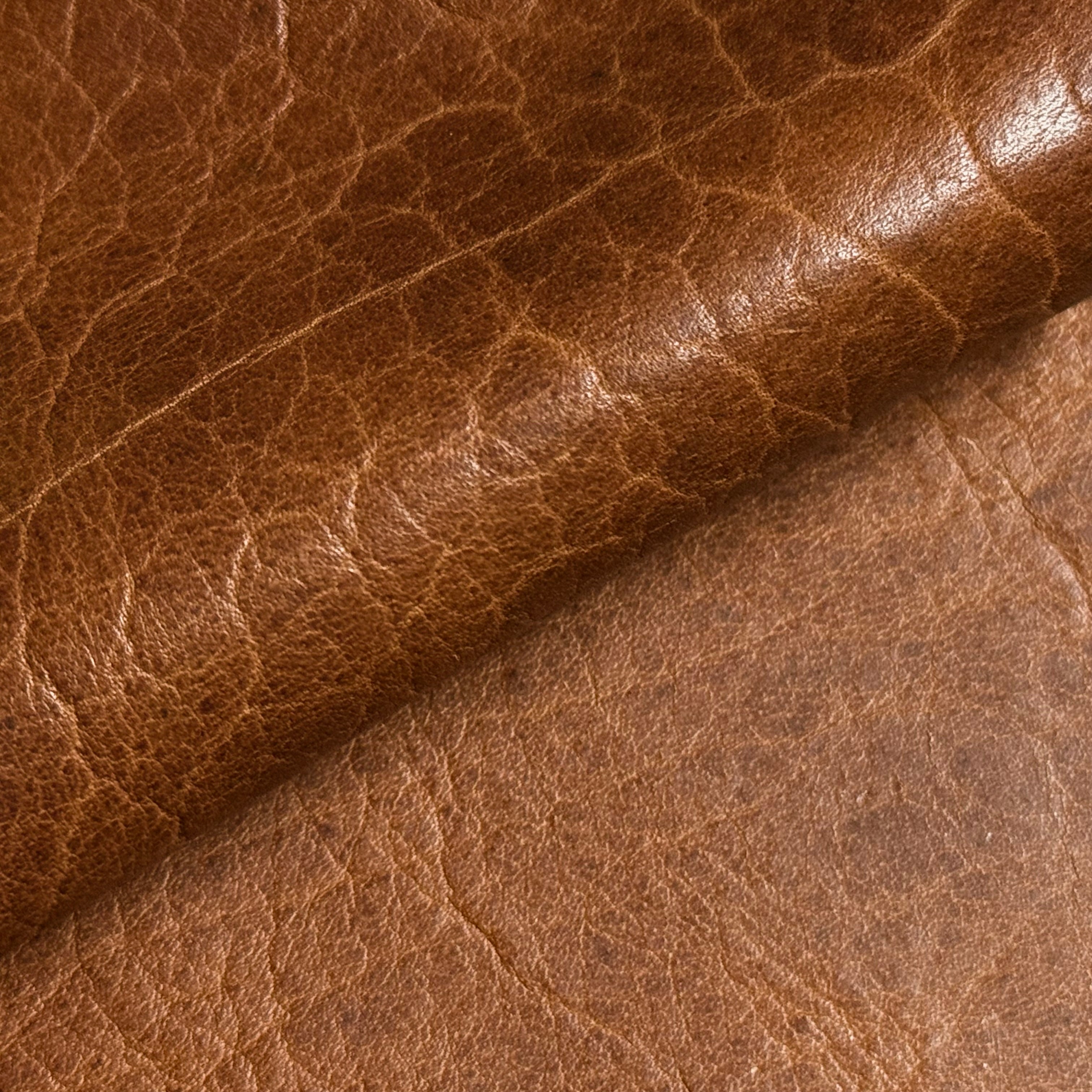 Distressed Veg Tan American Bison, 4 oz | 10+ Colors