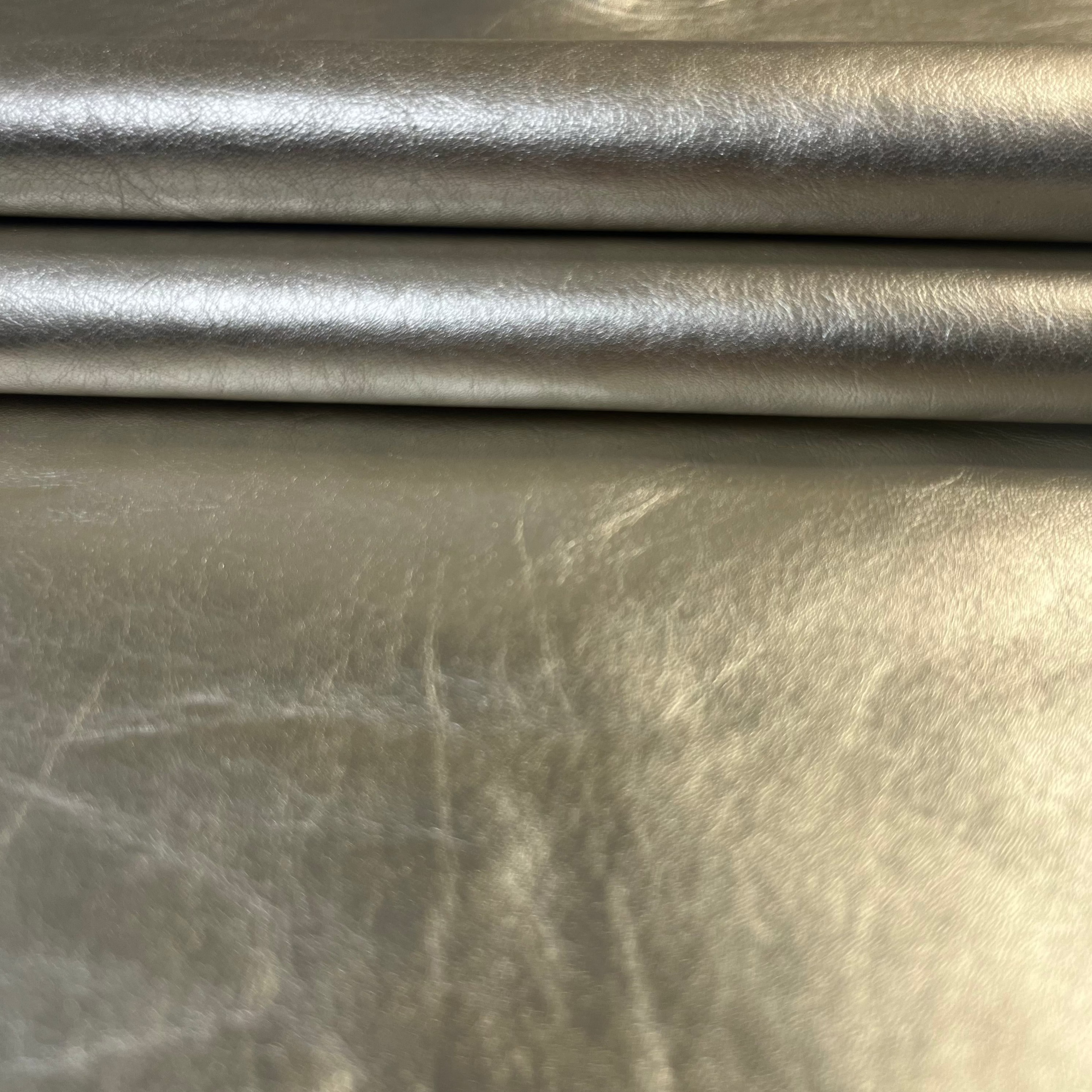 Metallic Foil Plonge Cow, 2 oz | 7 Colors