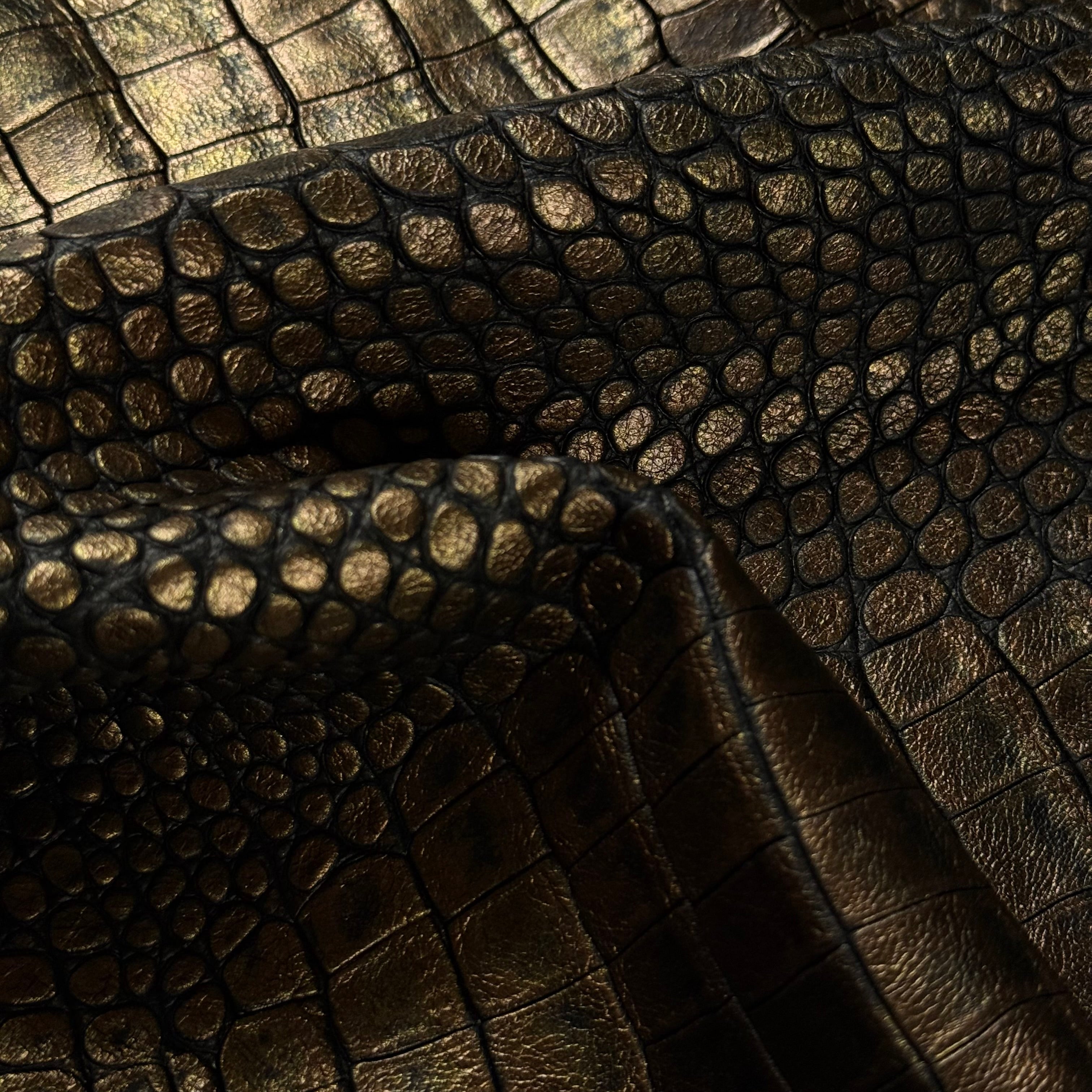 Metallic Two-Tone Crocodile Emboss Veg Tan Lambskin, 2 oz - Gold & Silver