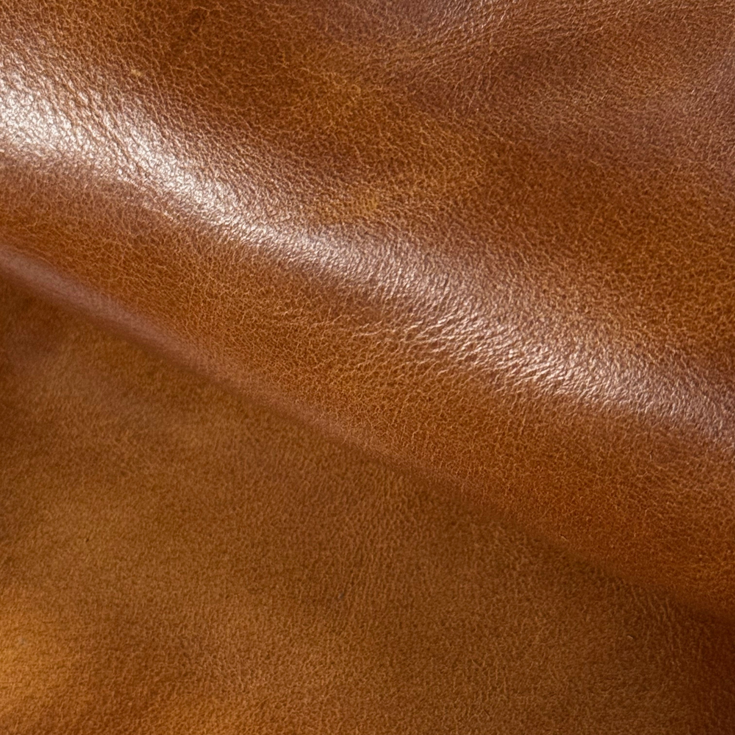 Oil Tanned Pull-Up Cowhide, 3 oz | 15+ Colors