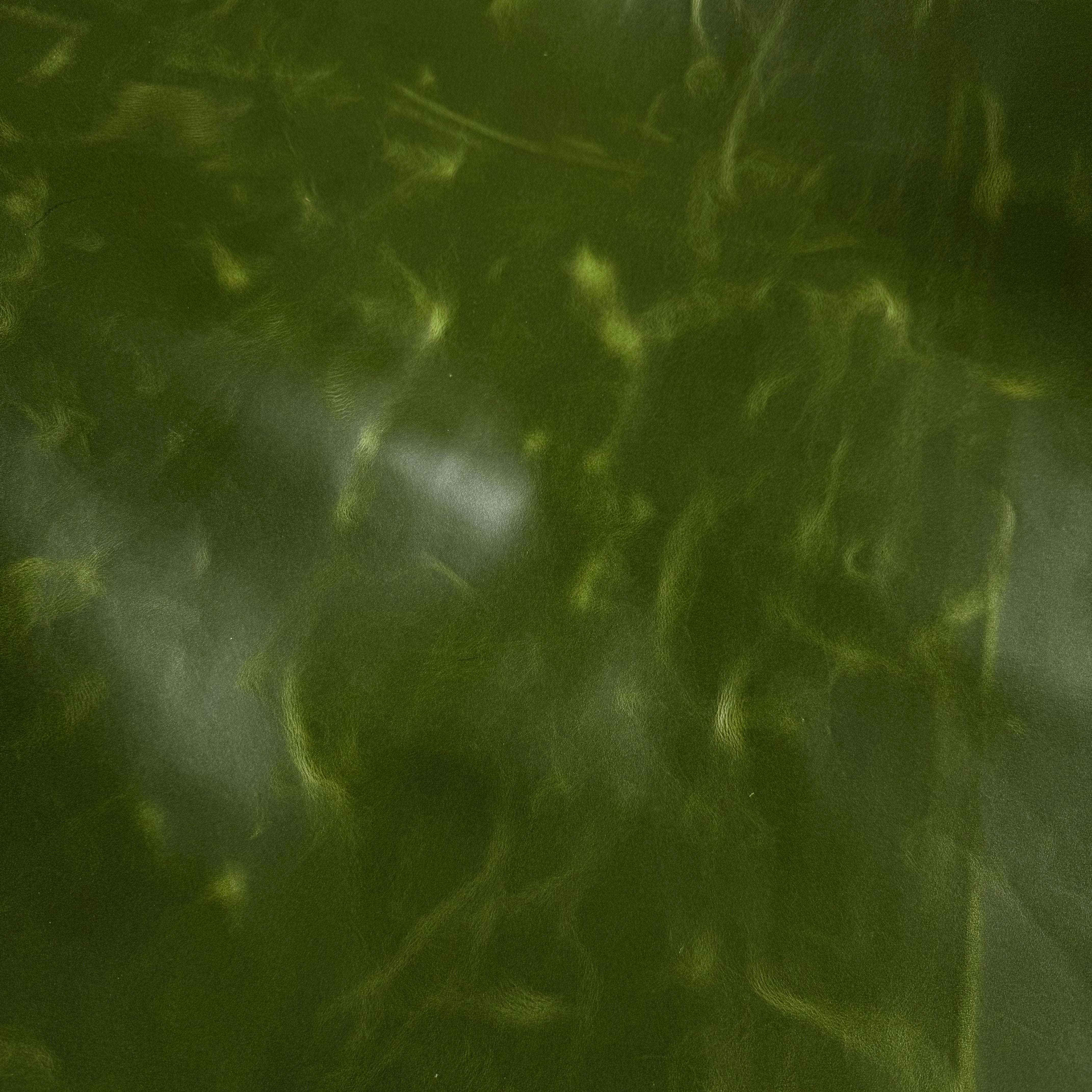 Oil Tanned Pull-Up Cowhide, 3 oz | 15+ Colors