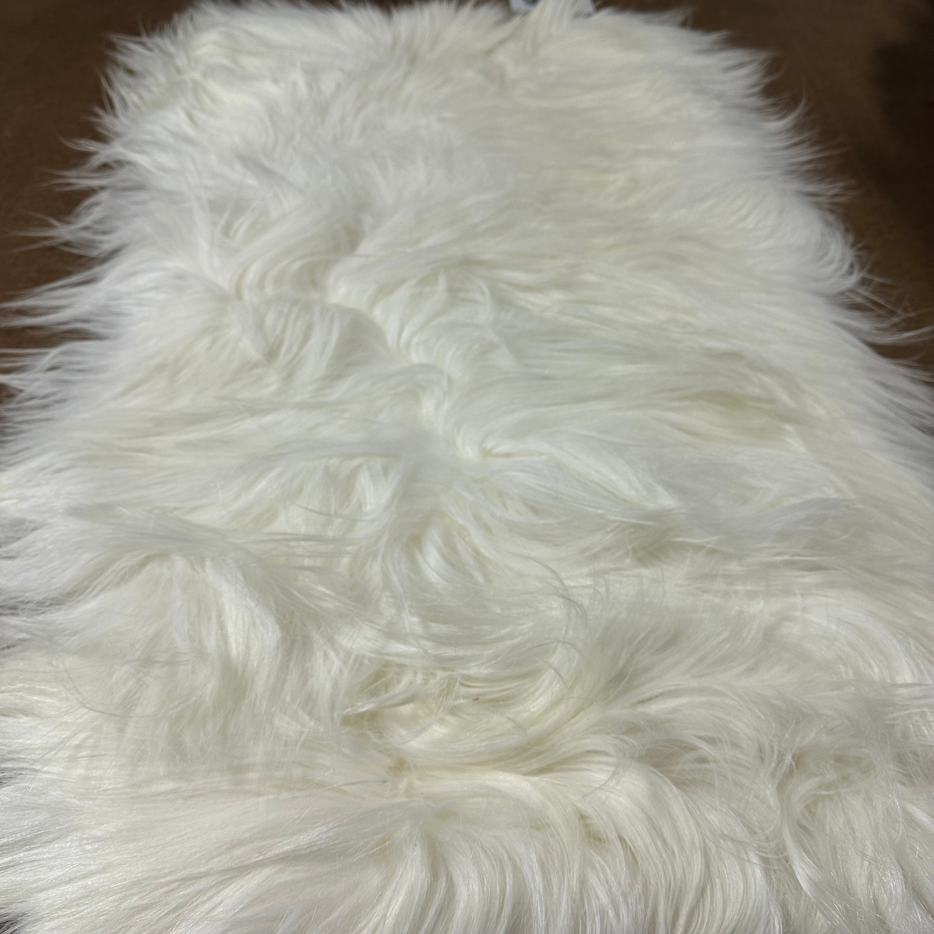 Straight Long Hair Goat Fur Plate | 2 Colors