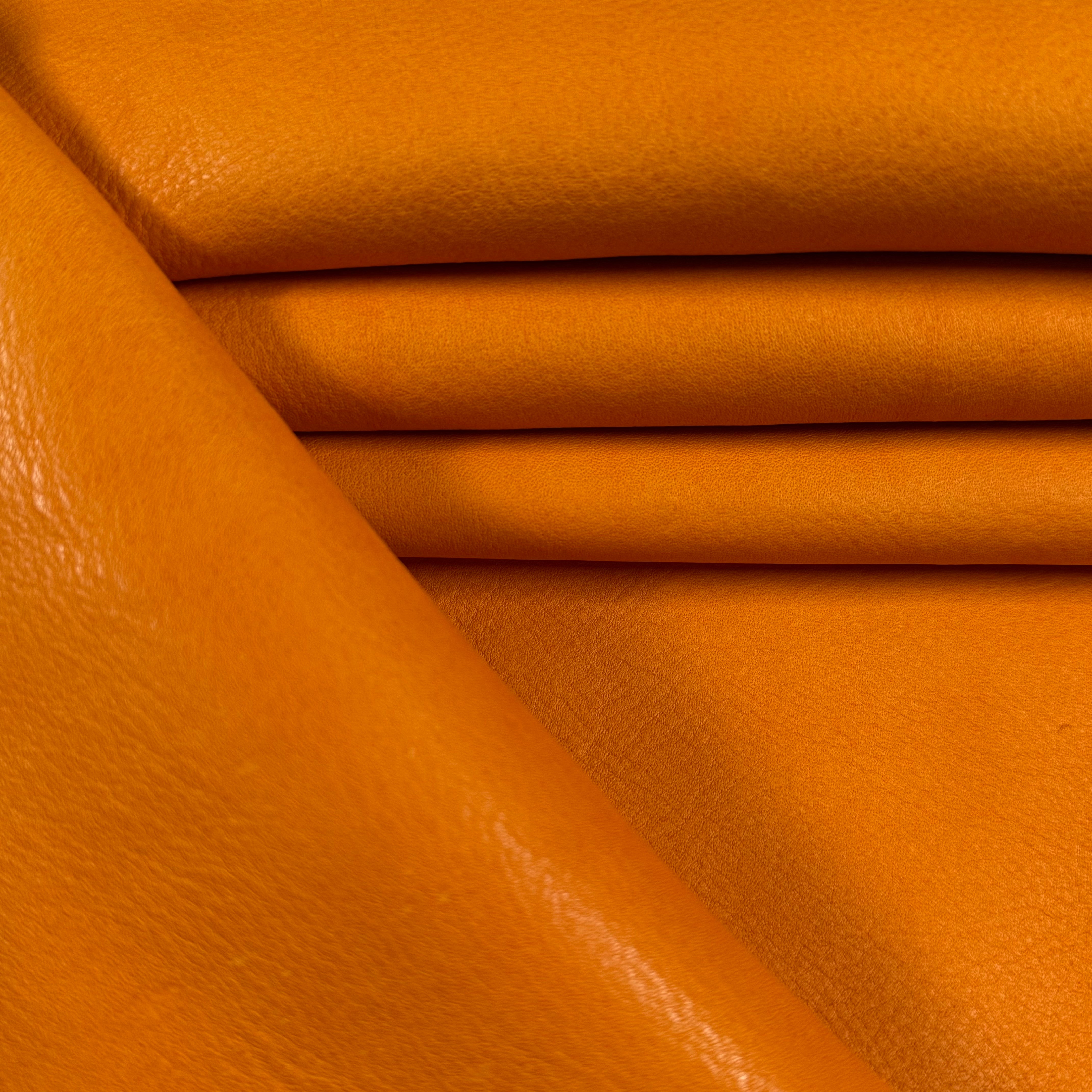 Veg Line Cowhide - Soft Veg Tan Leather, 3-4 oz | 15+ Colors