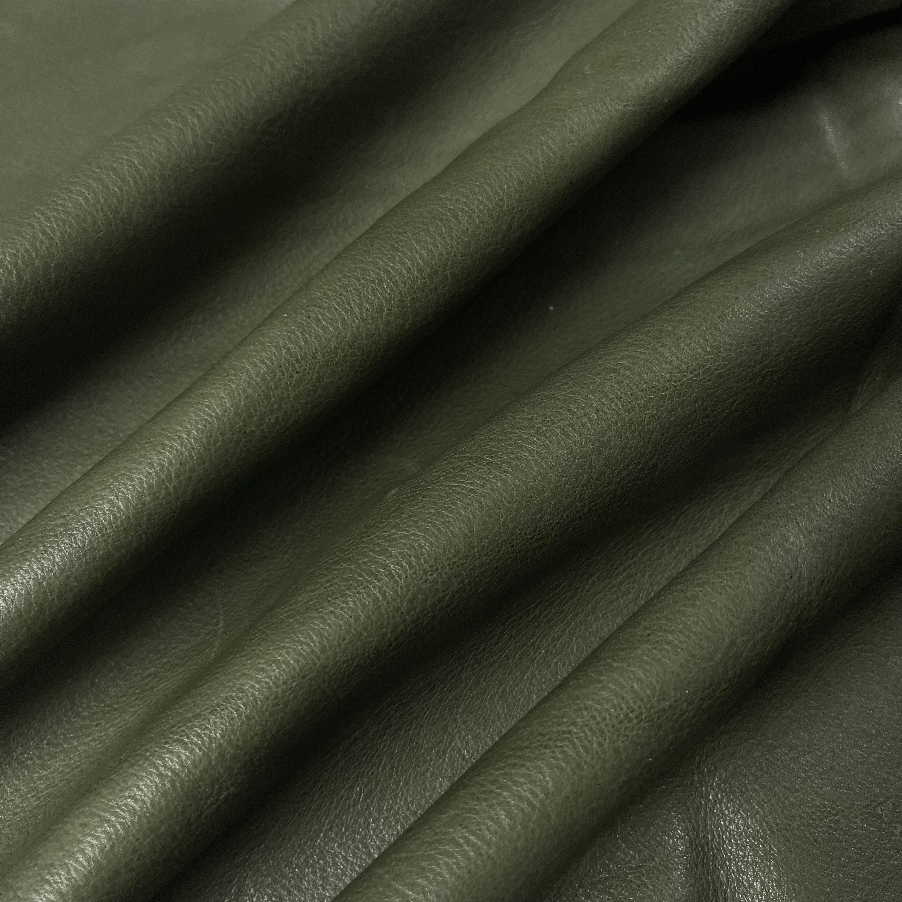 Veg Line - Soft Veg-Tan Cowhide, Rosemary
