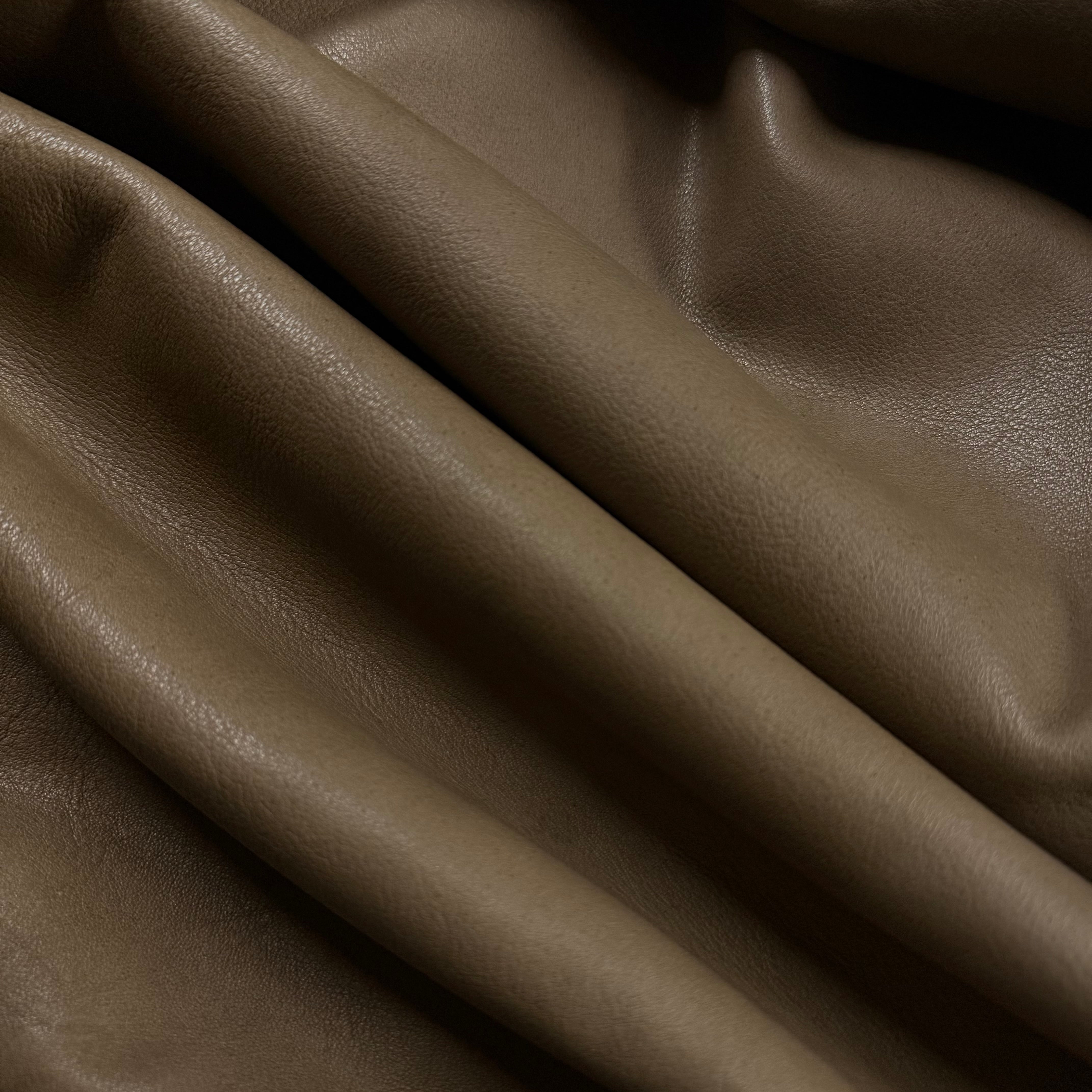 Veg Line - Soft Veg-Tan Cowhide, Taupe