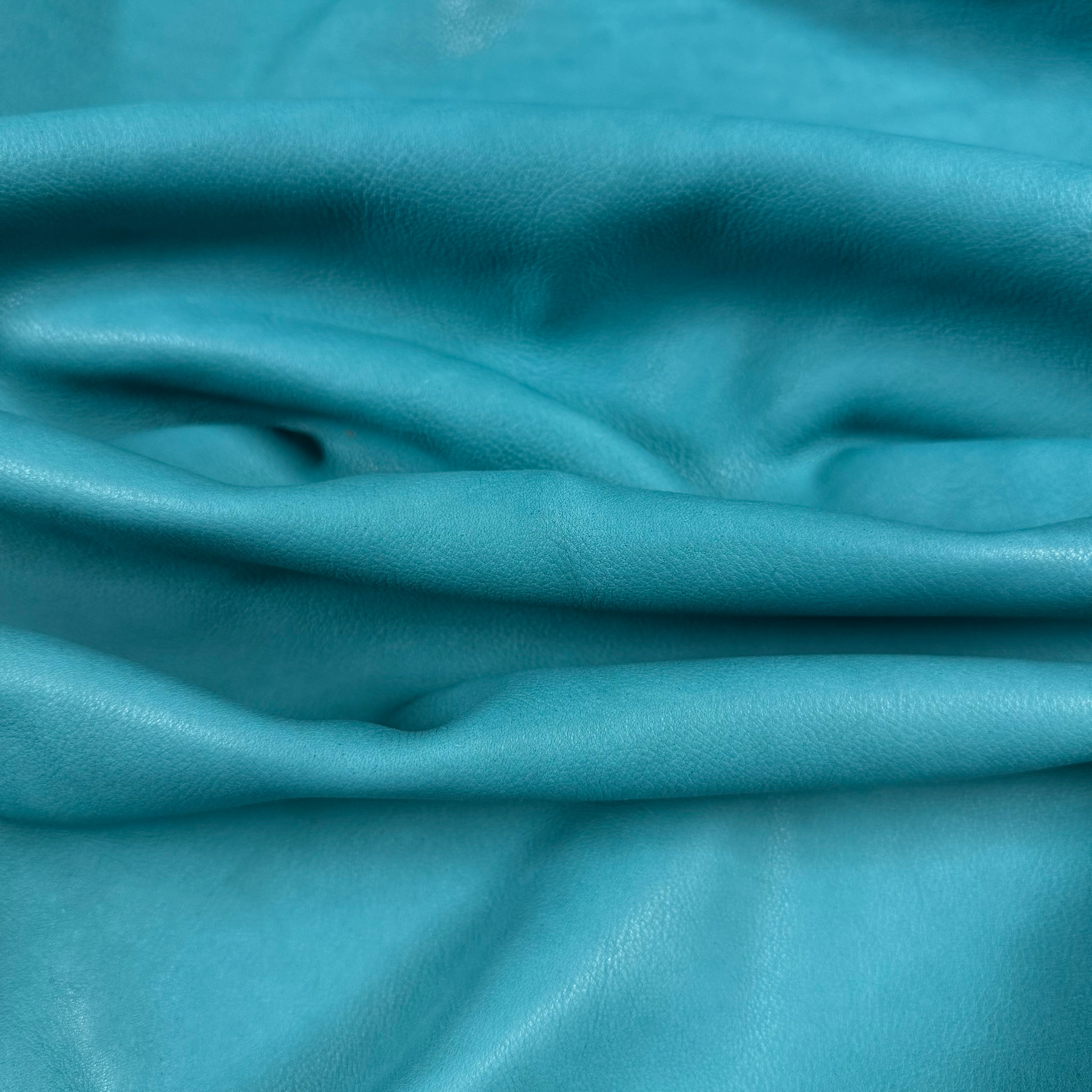 Veg Line - Soft Veg-Tan Cowhide, Turquoise