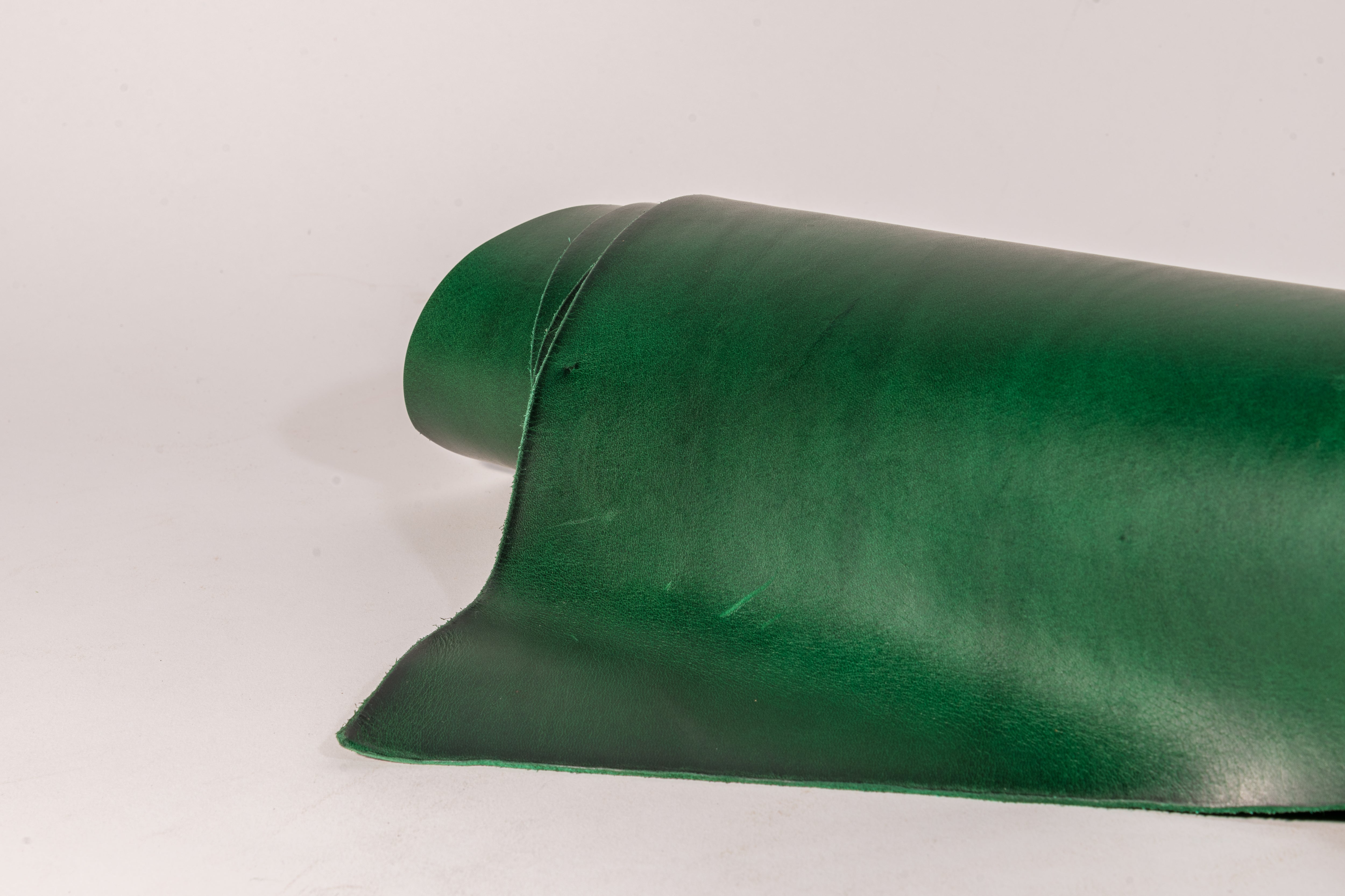 Conceria Walpier Buttero, 5 oz. | 10 Colors