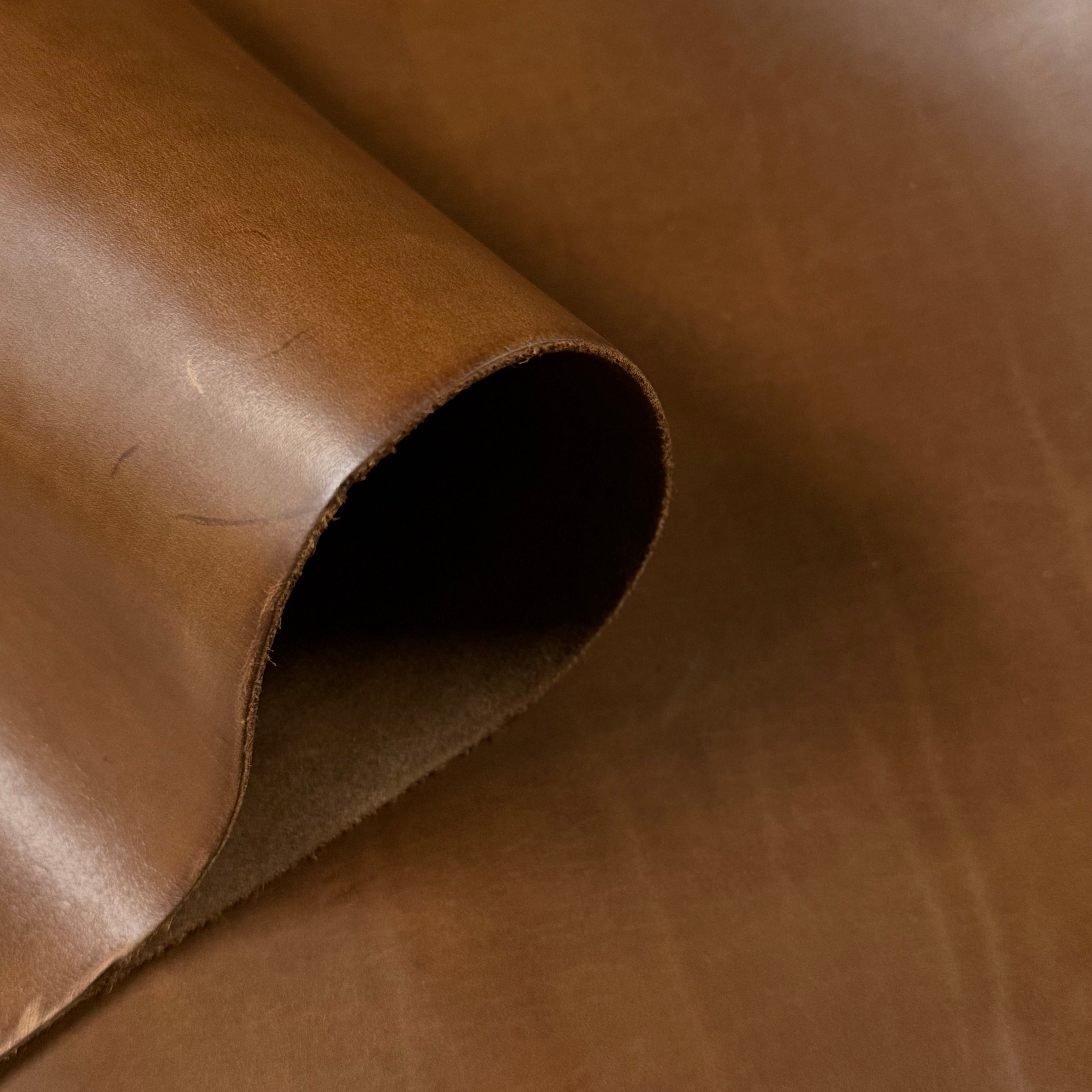 Seidel Double Shot pull-up cowhide in brown, 5-6 oz leather with a smooth, matte finish and natural grain.
