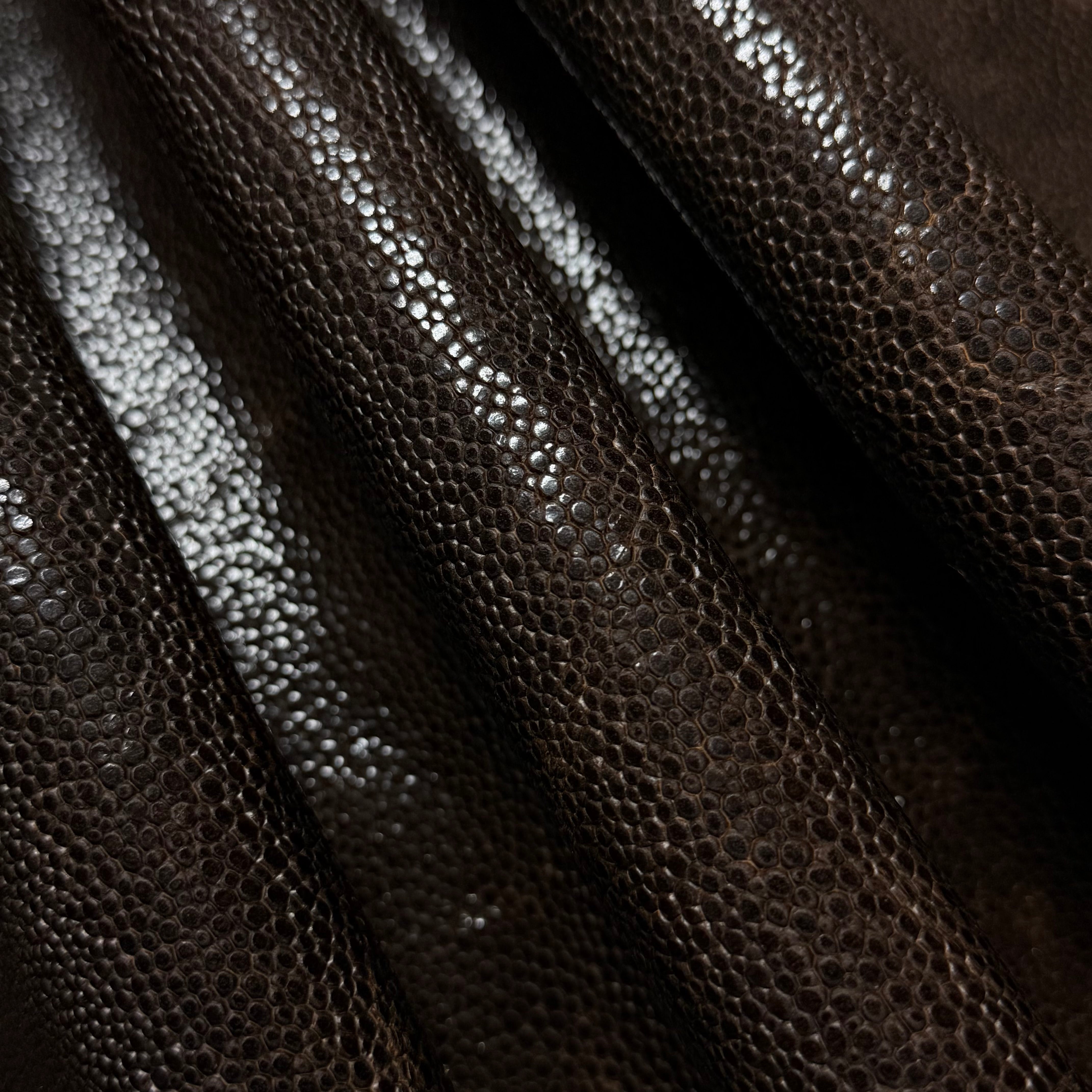 Stingray Embossed Cow Side, 3 oz - 3 Colors