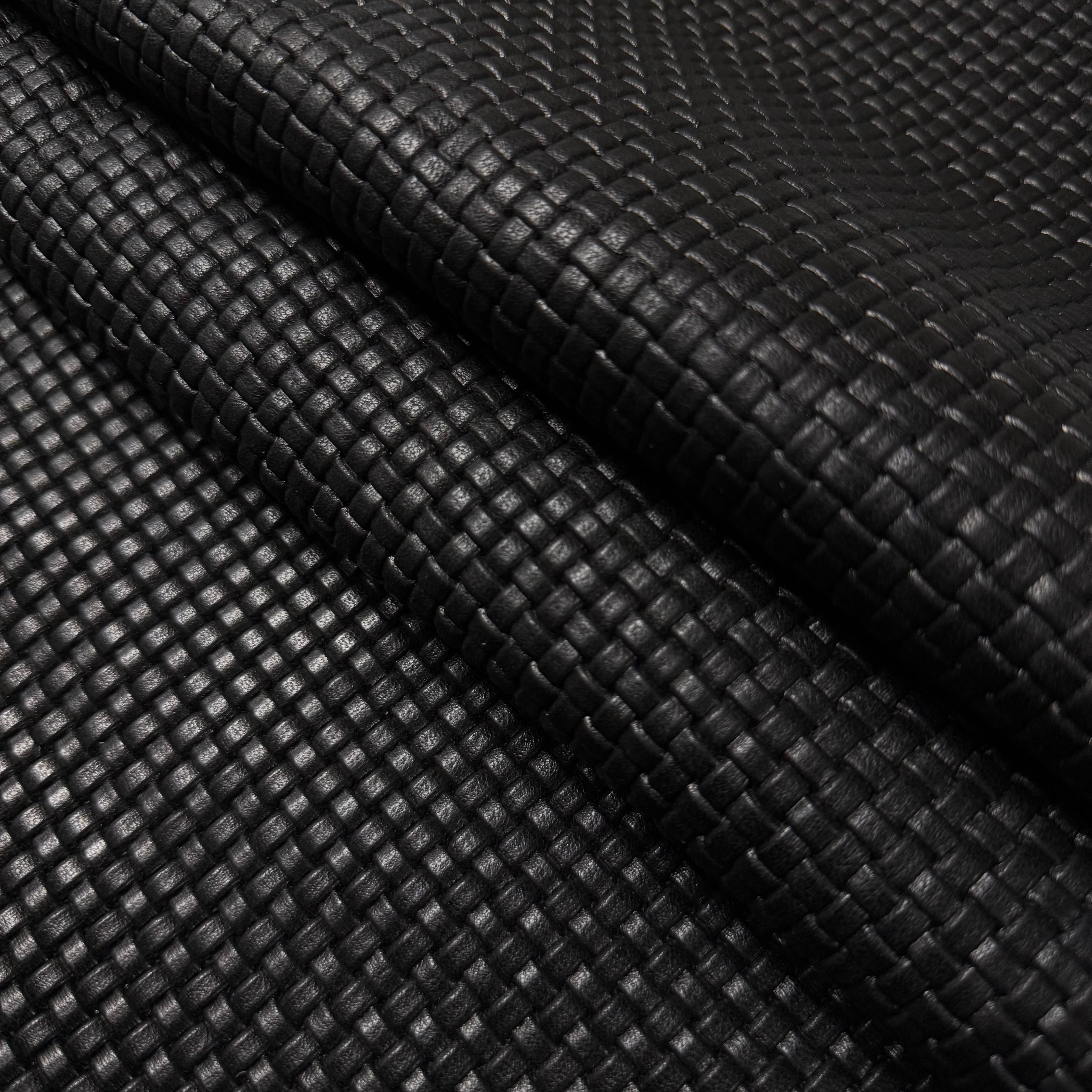 Basketweave Embossed Veg Tan Lamb, 2.5 oz | 2 Colors